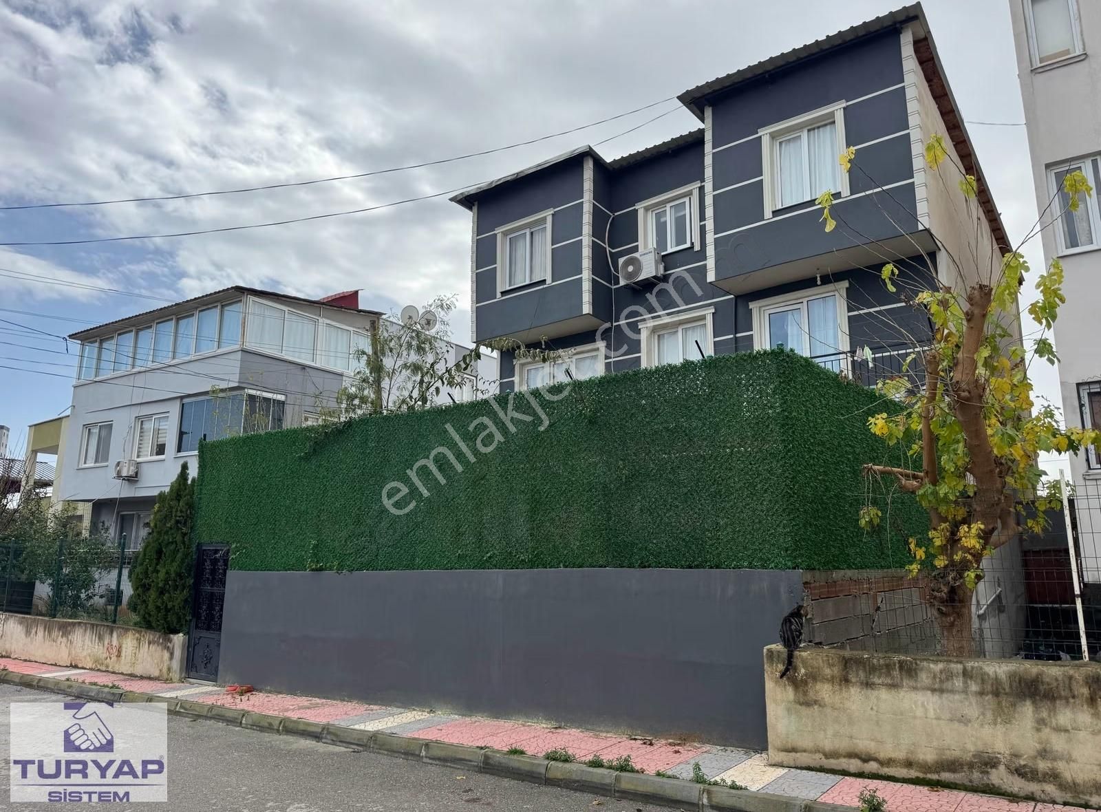 Turyap Sistem'den Batıkent'te Geniş Teraslı Kiralık Yaşam Alanı