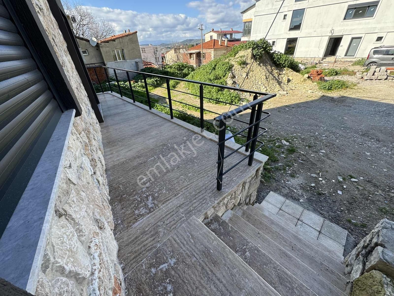 Urla Yelaltı 'nda Tripleks Satılık Villa - Görsel 17