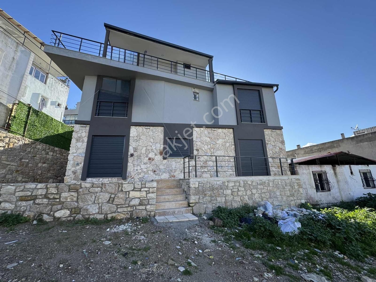 Urla Yelaltı 'nda Tripleks Satılık Villa - Görsel 35