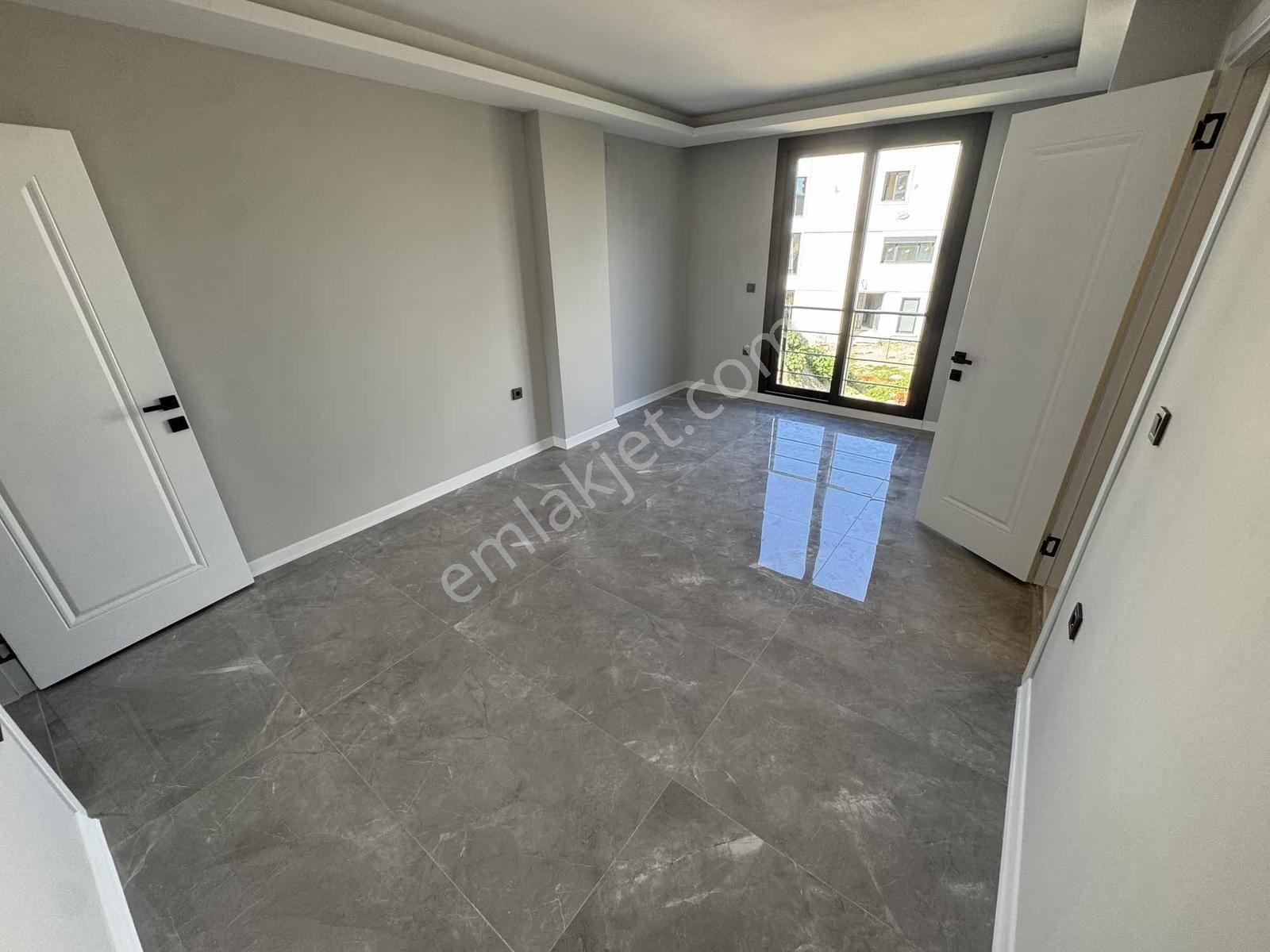 Urla Yelaltı 'nda Tripleks Satılık Villa - Görsel 6