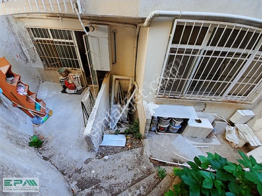 Üsküdar Merkeze Yürüme Mesafesinde Çift Cephelı Bahhce Kullanıml - Görsel 33