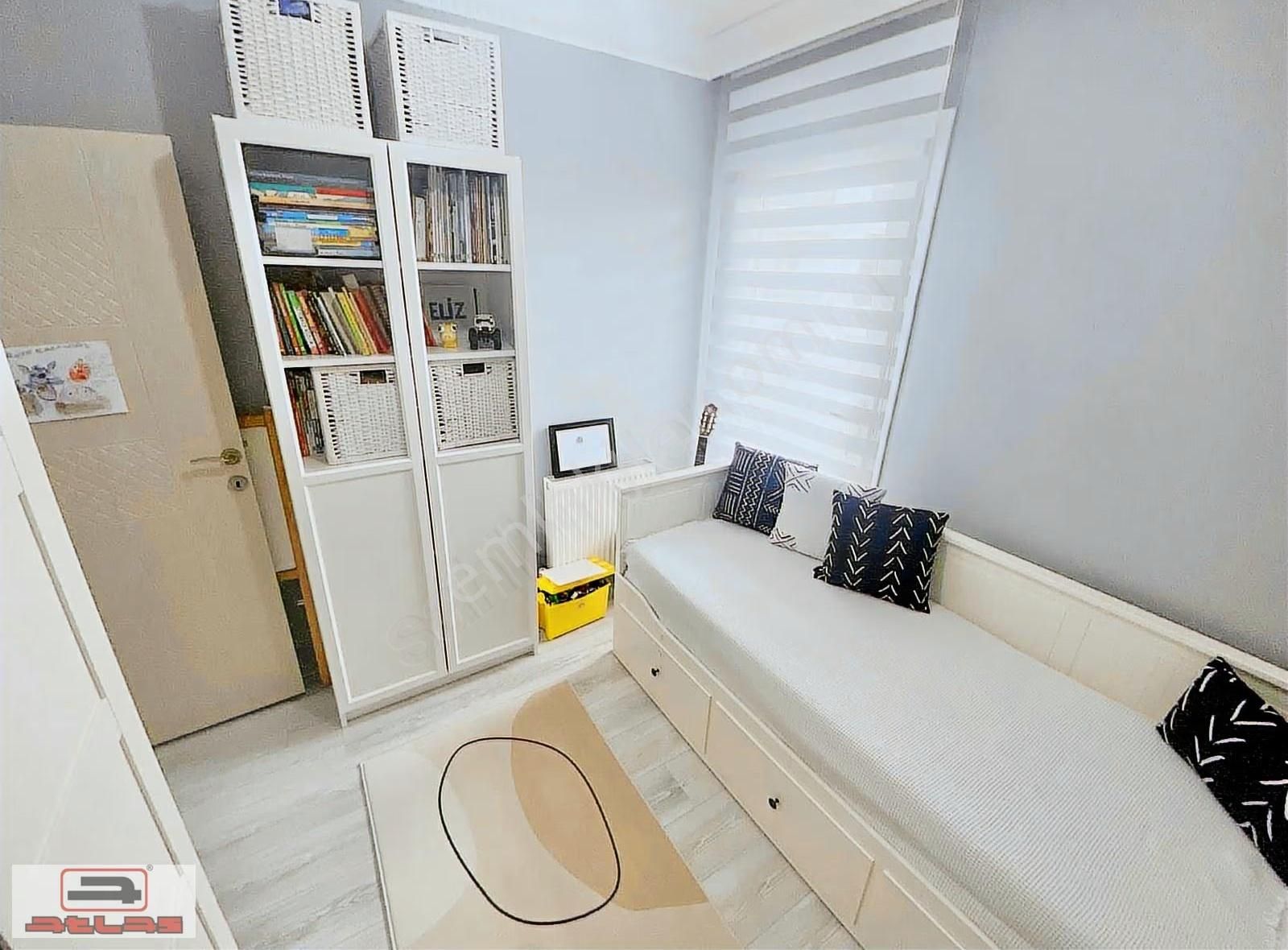 Atlas Emlak Satılık 2+1 Dubleks 122m2 Havuz Manzaralı - Görsel 9