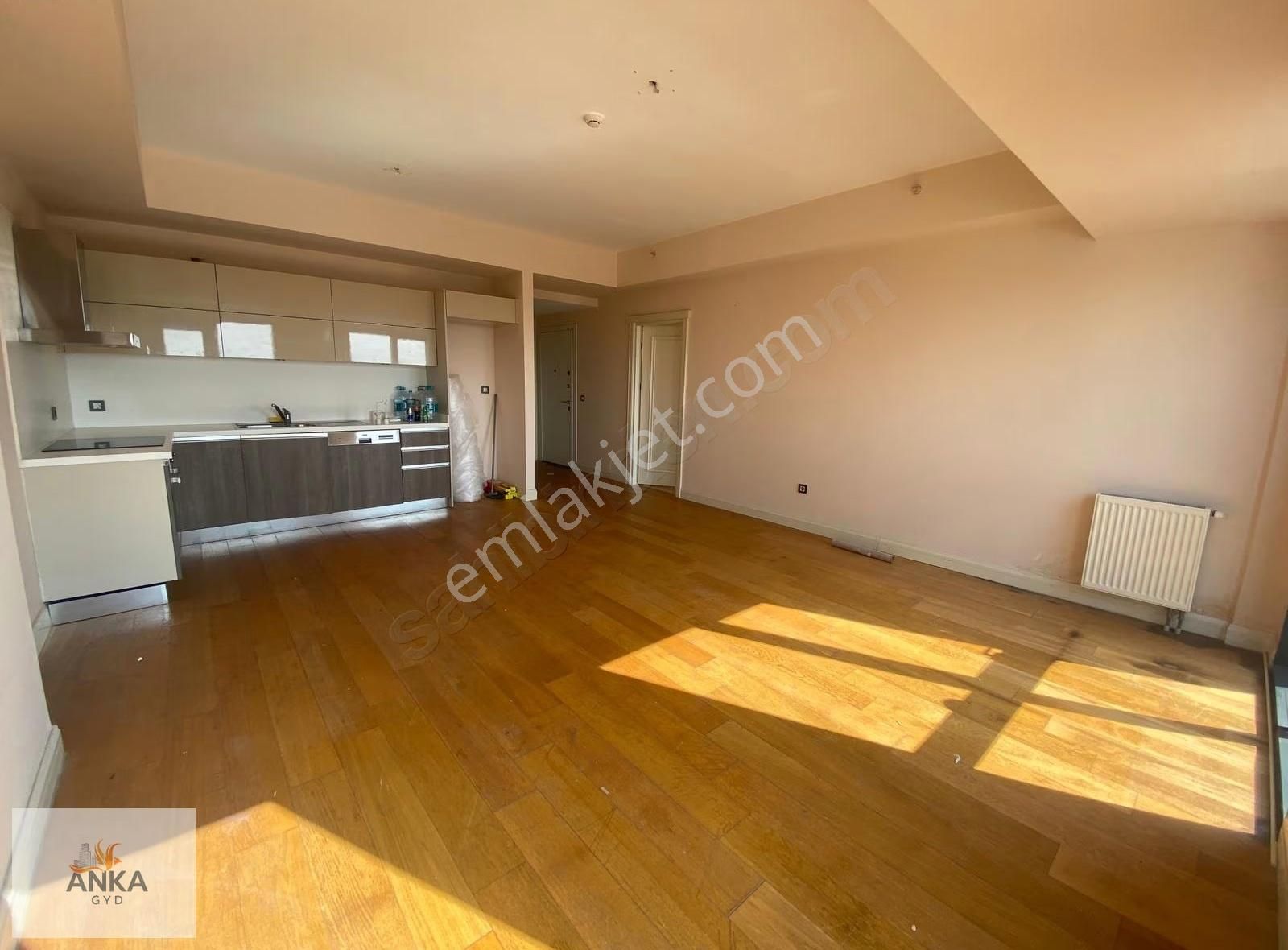 Venezia'da Peyzaj Mnz Full Balkonlu Boş Satılık 1+1 Daire - Görsel 9