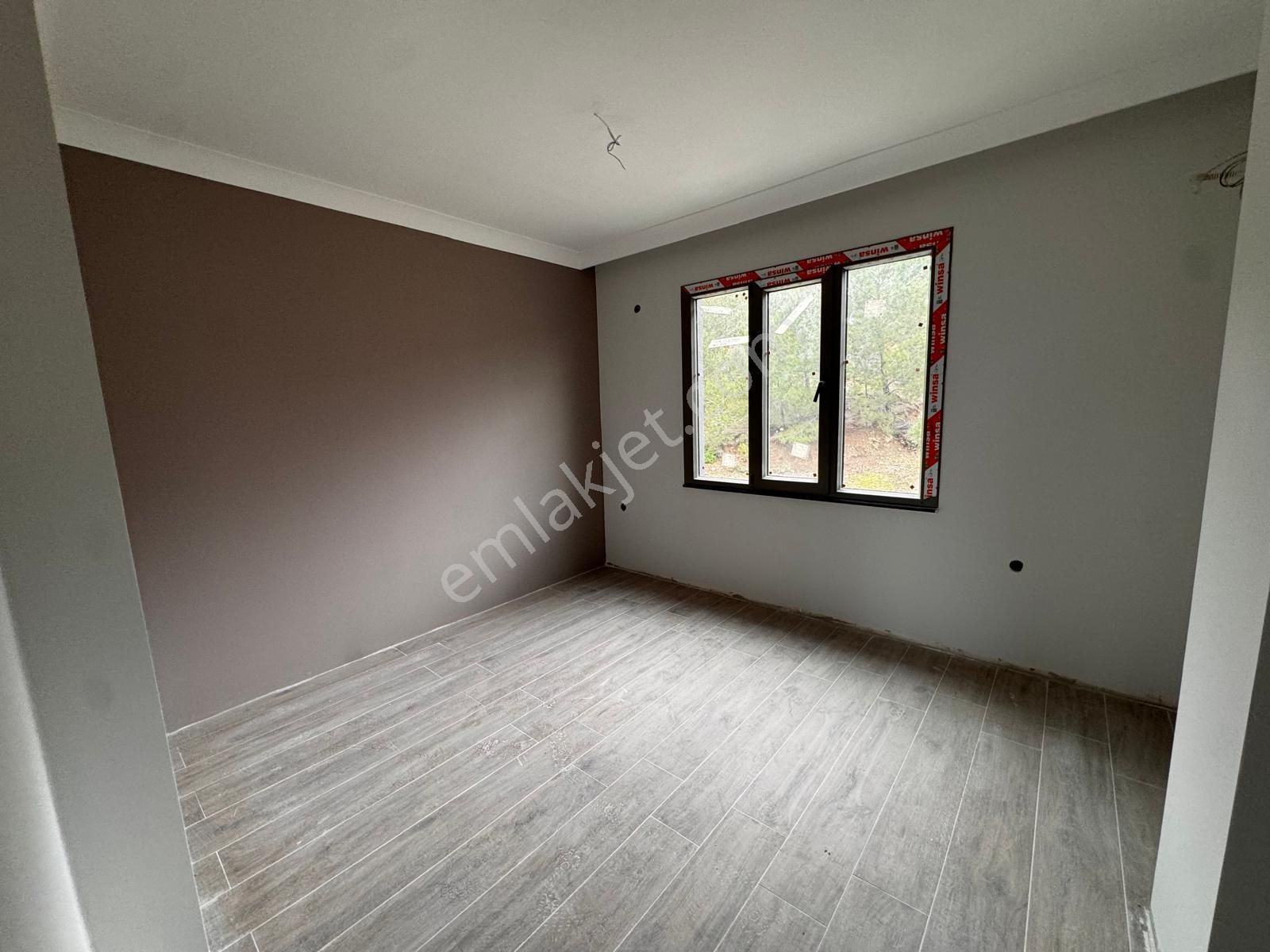 Gürede Emsalsiz Otoparklı Panoramik Manzaralı Villa - Görsel 13