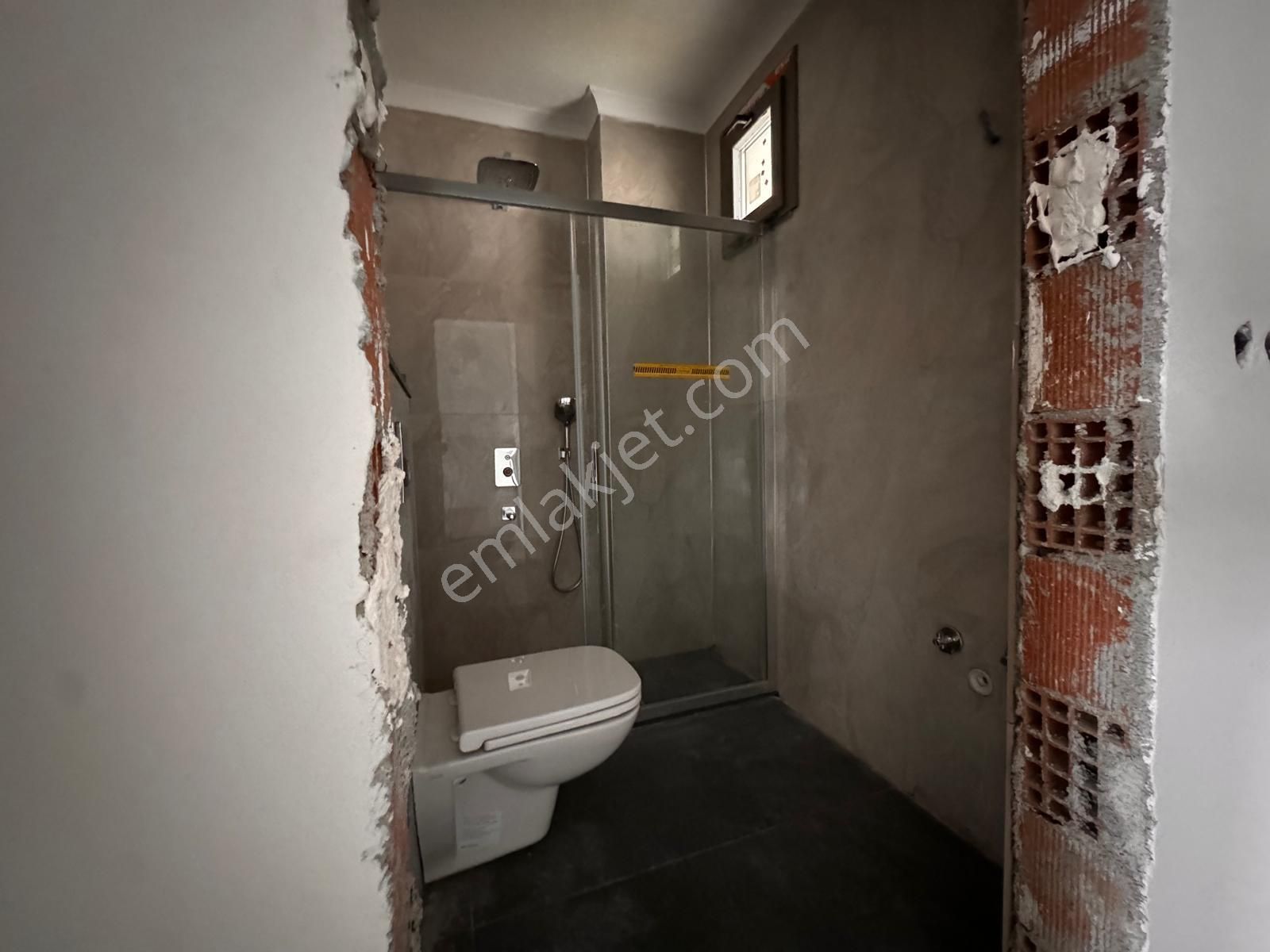 Gürede Emsalsiz Otoparklı Panoramik Manzaralı Villa - Görsel 12