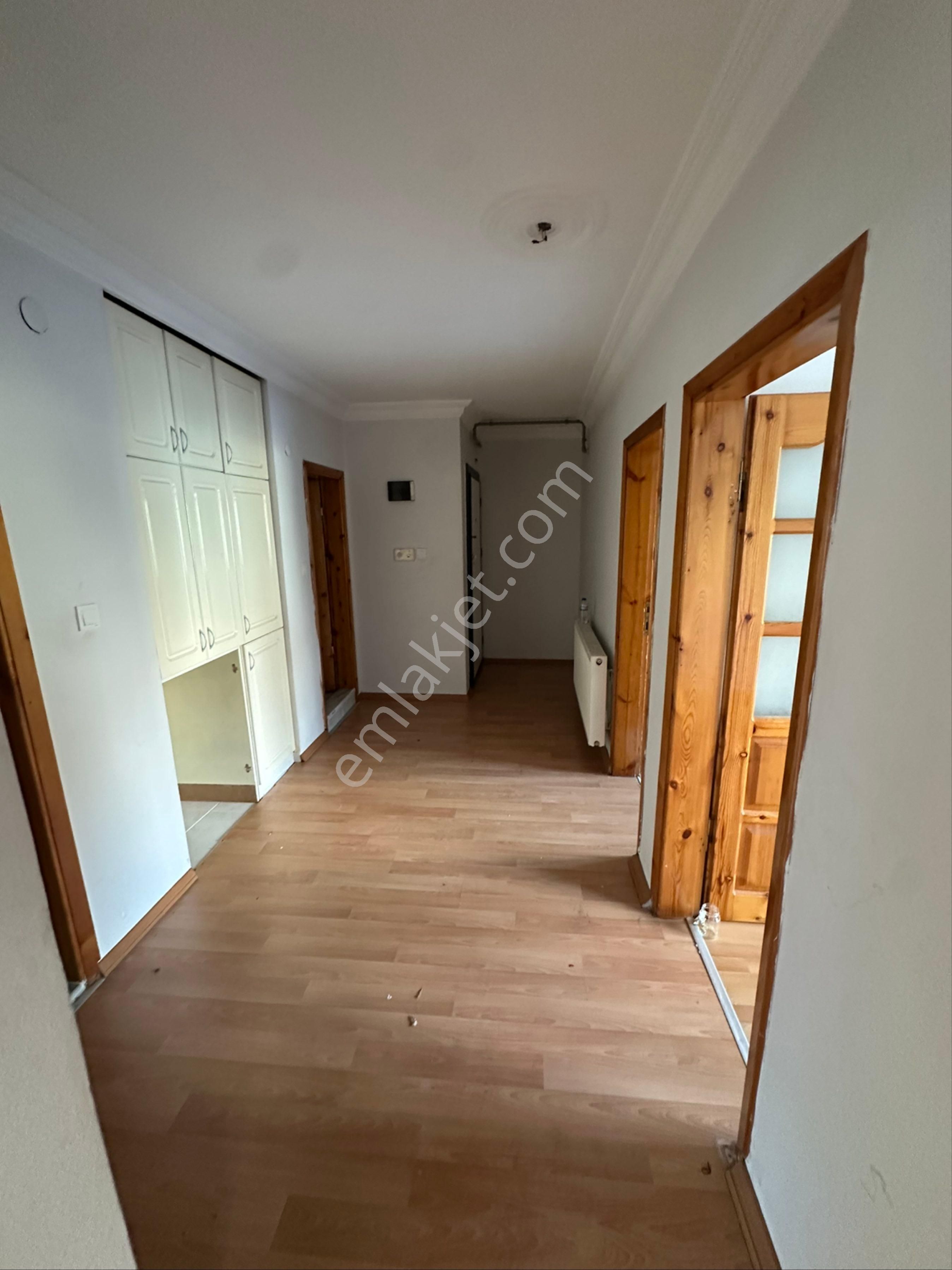 Kalkinmada 2+1 Çati Kati Kiralik 6 Ayda Boşanacaktir Daire - Görsel 5