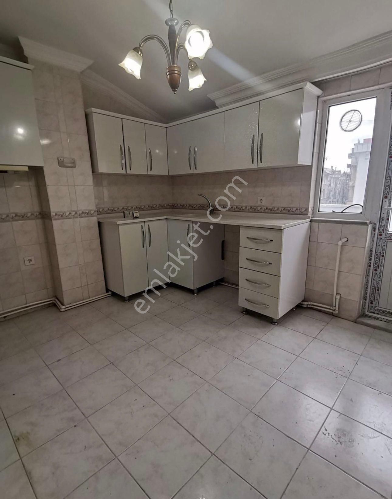 Kalkinmada 2+1 Çati Kati Kiralik 6 Ayda Boşanacaktir Daire - Görsel 24