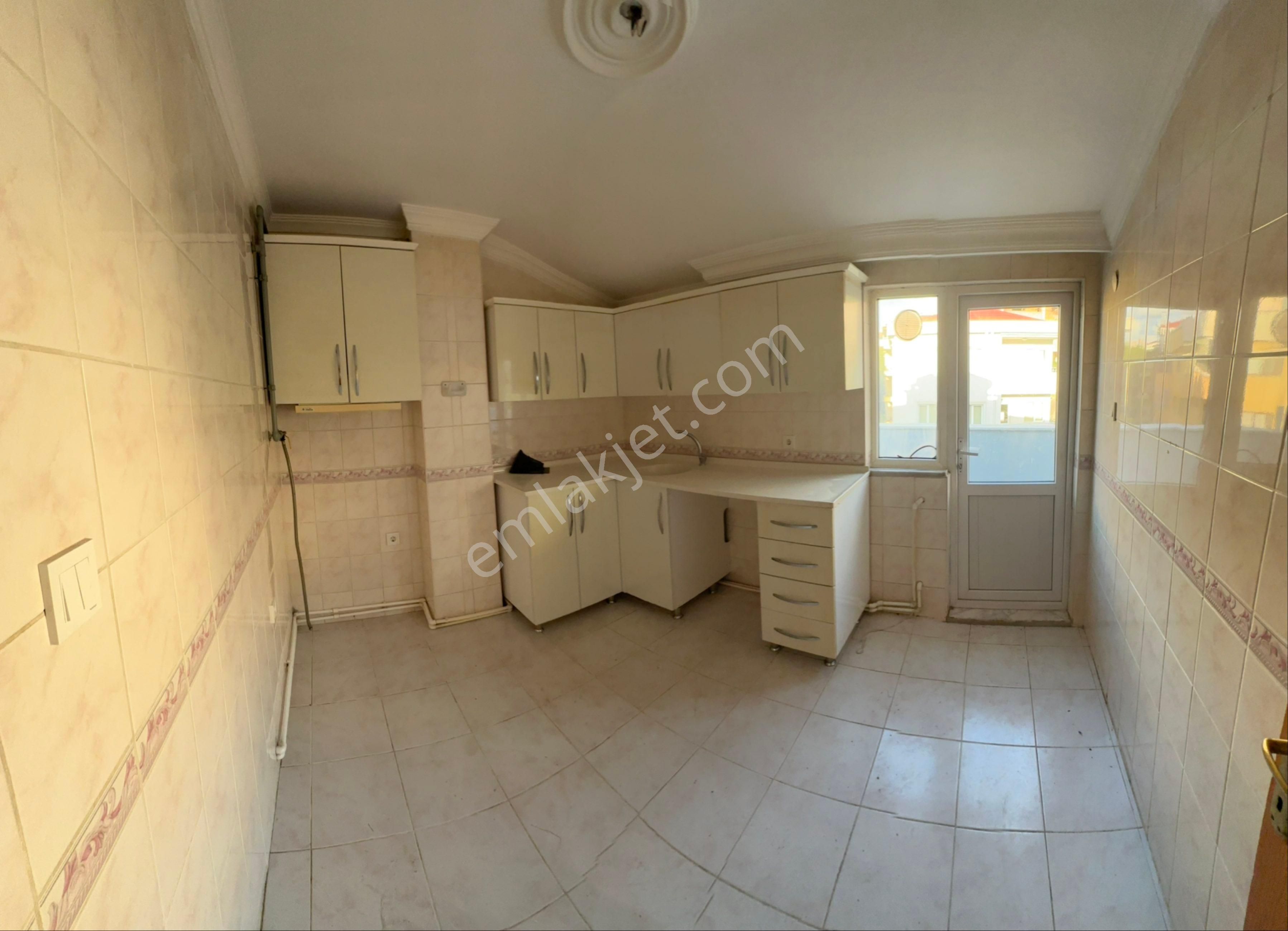 Kalkinmada 2+1 Çati Kati Kiralik 6 Ayda Boşanacaktir Daire