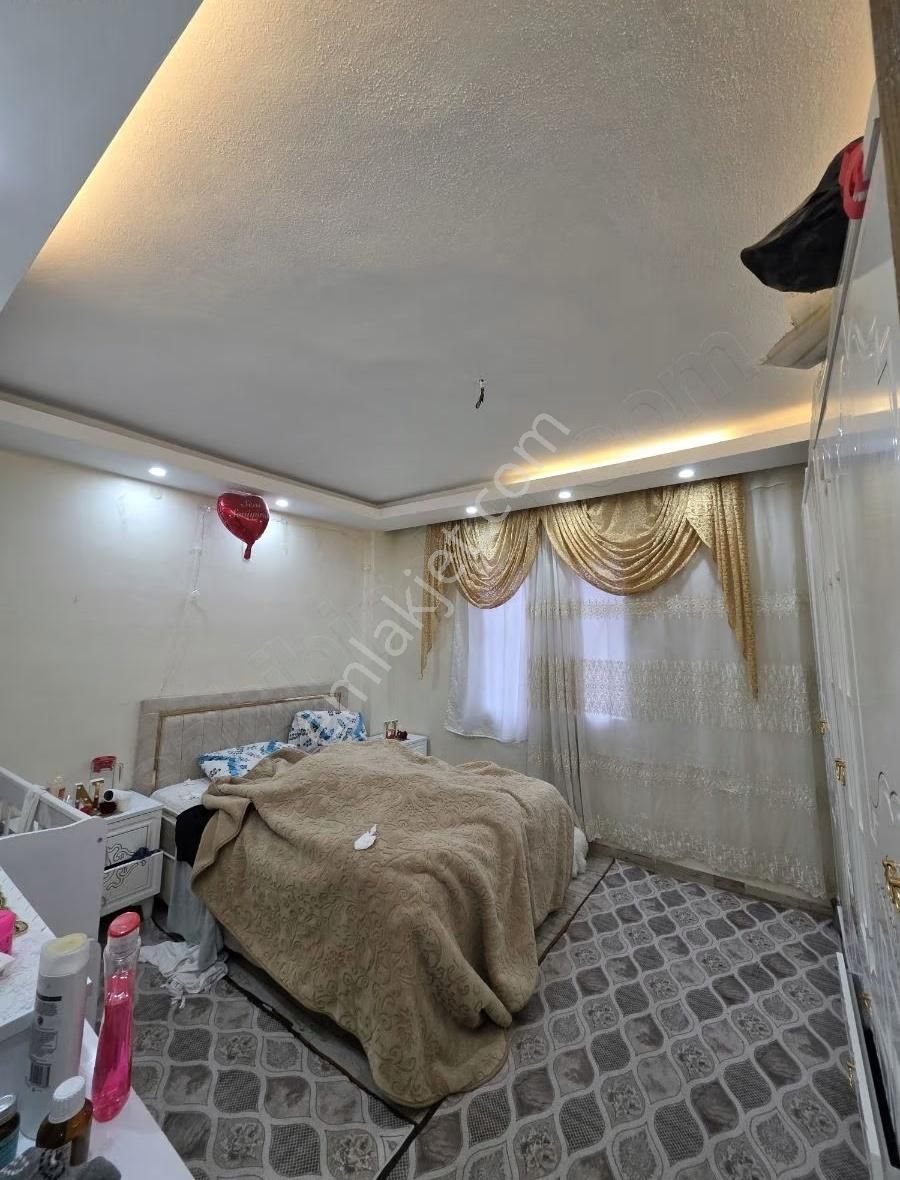 Levent Mahallesi Satılık 2 Katlı Geniş Oturumlu Caddeye Yakın - Görsel 10