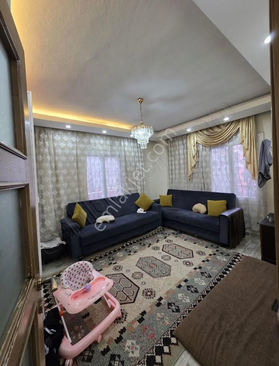 Levent Mahallesi Satılık 2 Katlı Geniş Oturumlu Caddeye Yakın - Görsel 8