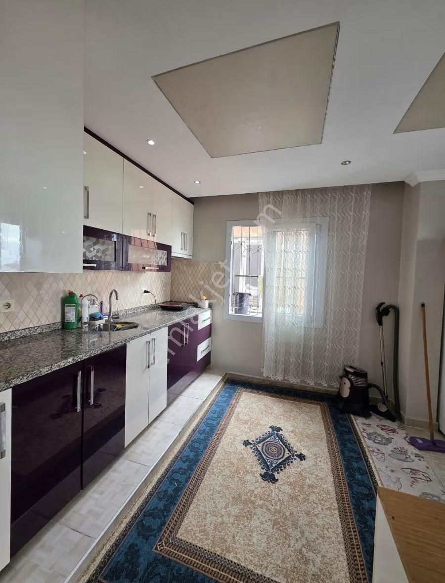 Levent Mahallesi Köşebaşı,yanı Yatırım Uygun 3 Katlı Müstakil Ev - Görsel 9