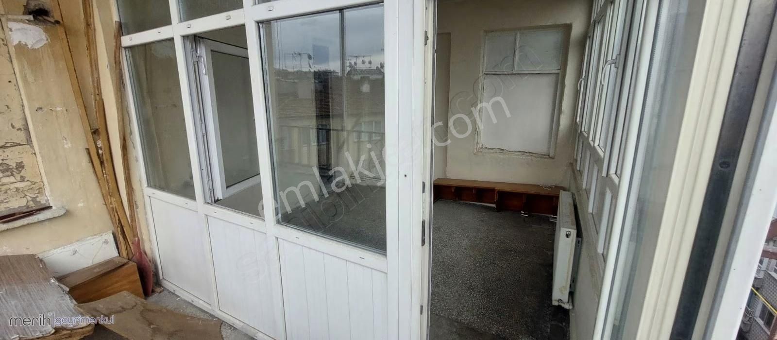 Merkezi Konumda, Her Yere Yürüme Mesafesinde Masrafsız 1.5m - Görsel 6