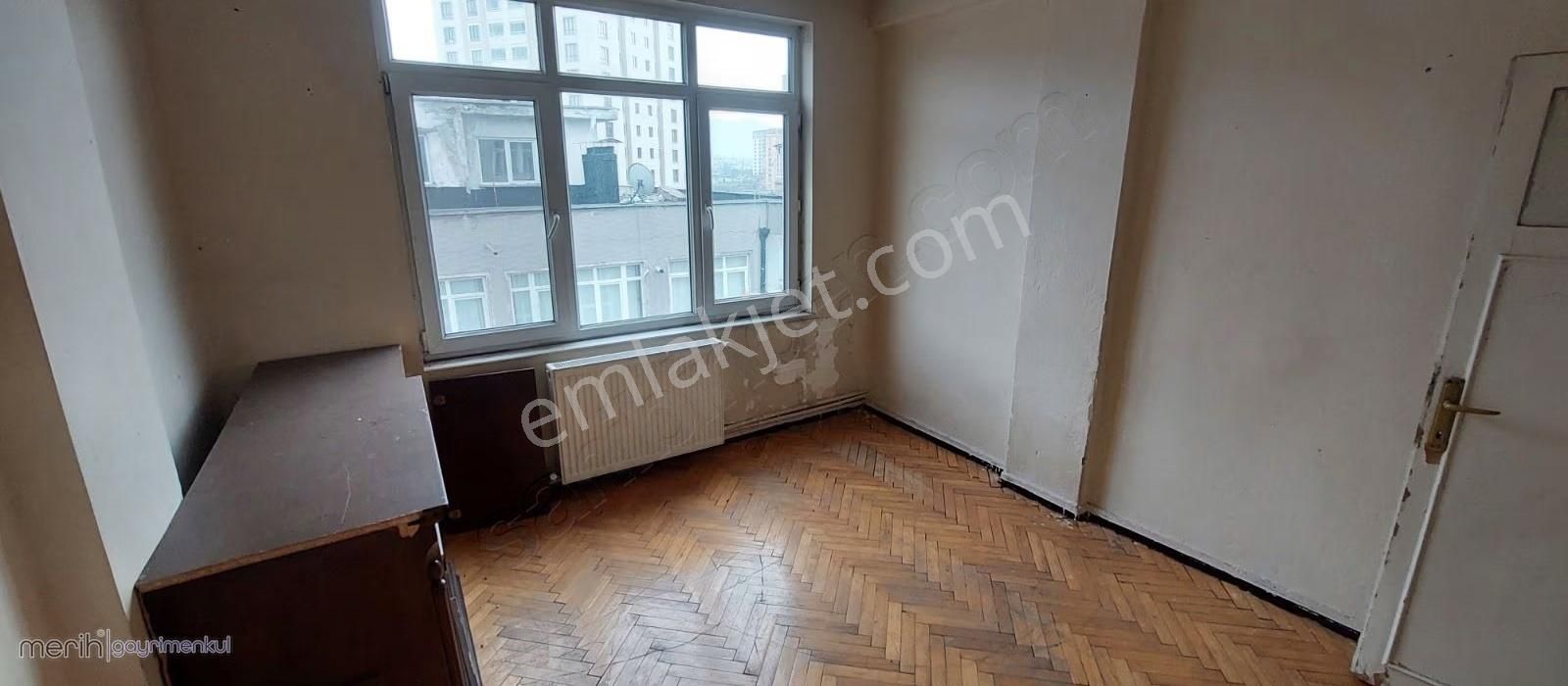 Merkezi Konumda, Her Yere Yürüme Mesafesinde Masrafsız 1.5m - Görsel 15