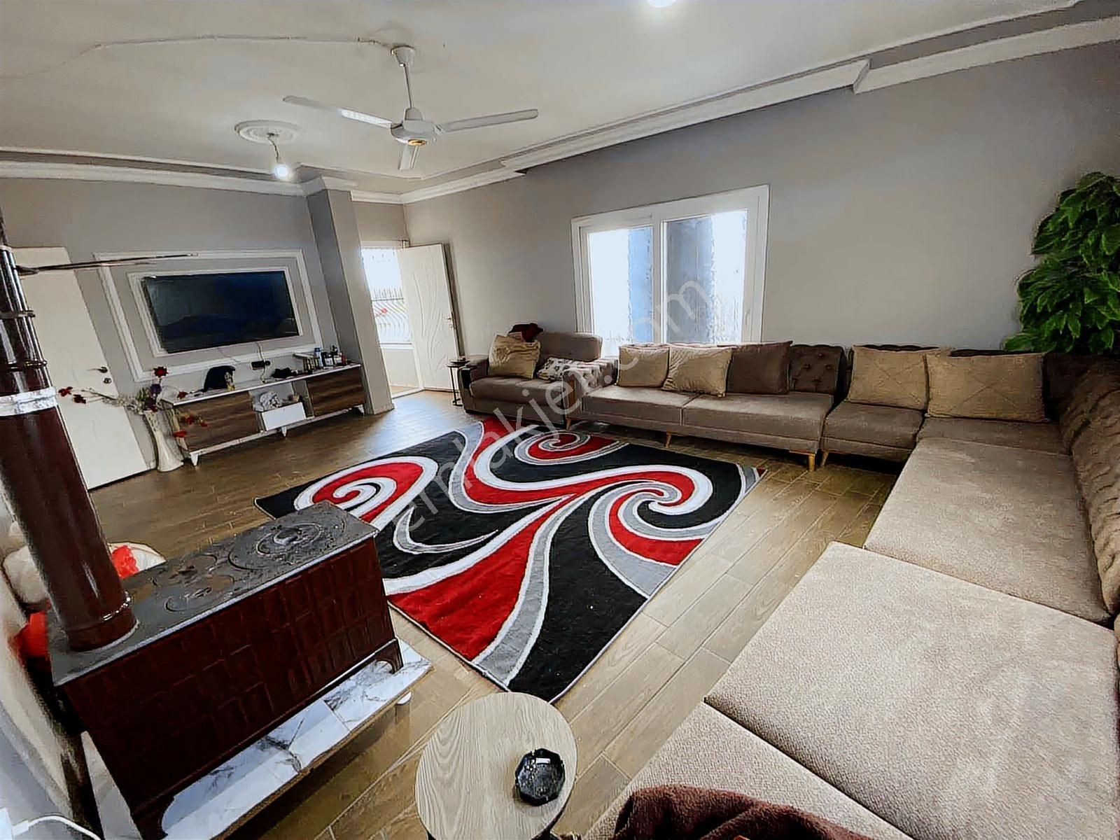 Karataş Yoluna Yakın Satılık 2'5 Katlı Ev Ve Dükkan Kaçmazzz - Görsel 7