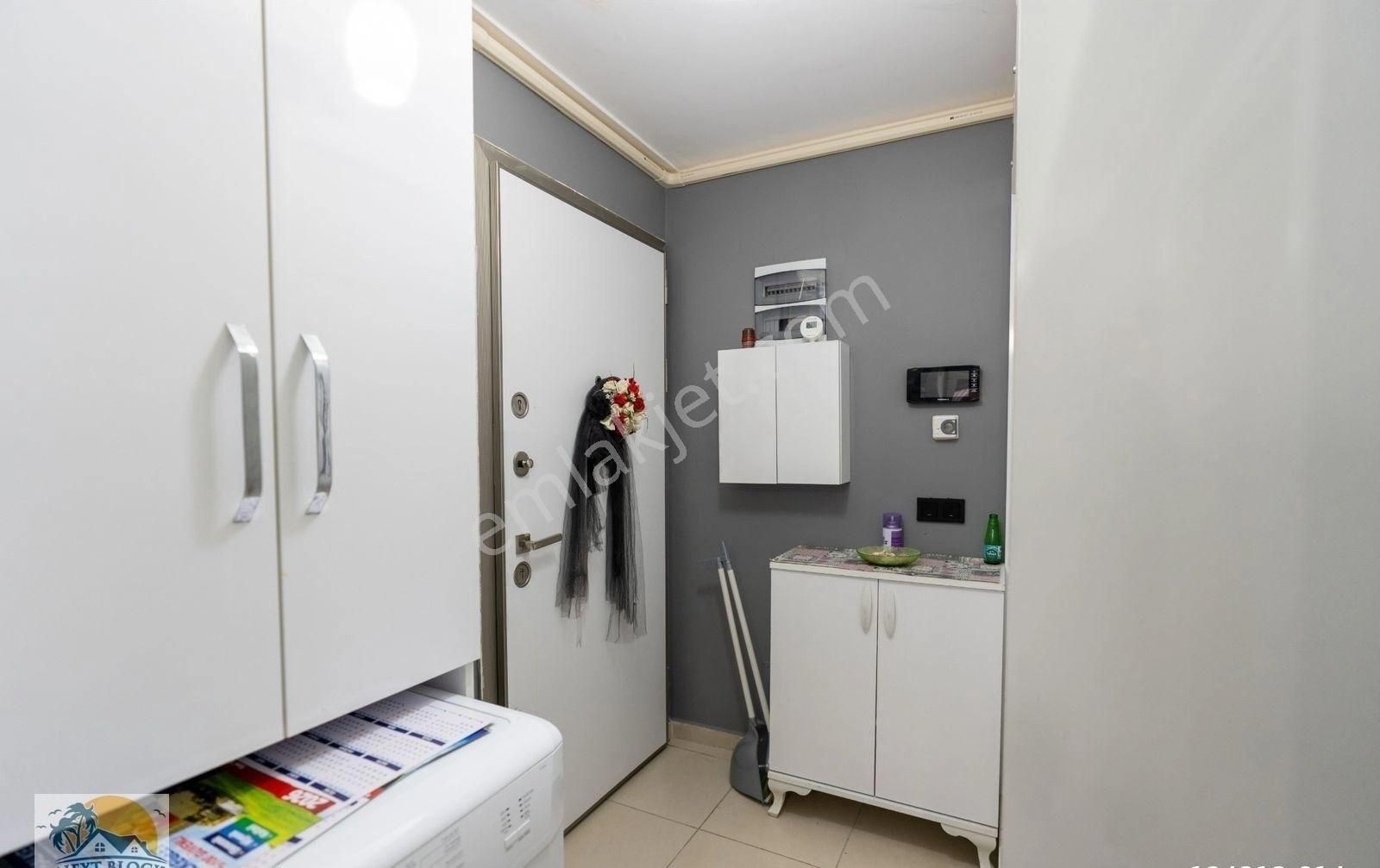 Kuşadası İkiçeşmelik'te Deniz Manzaralı Satılık Ferah 2+1 - Görsel 6