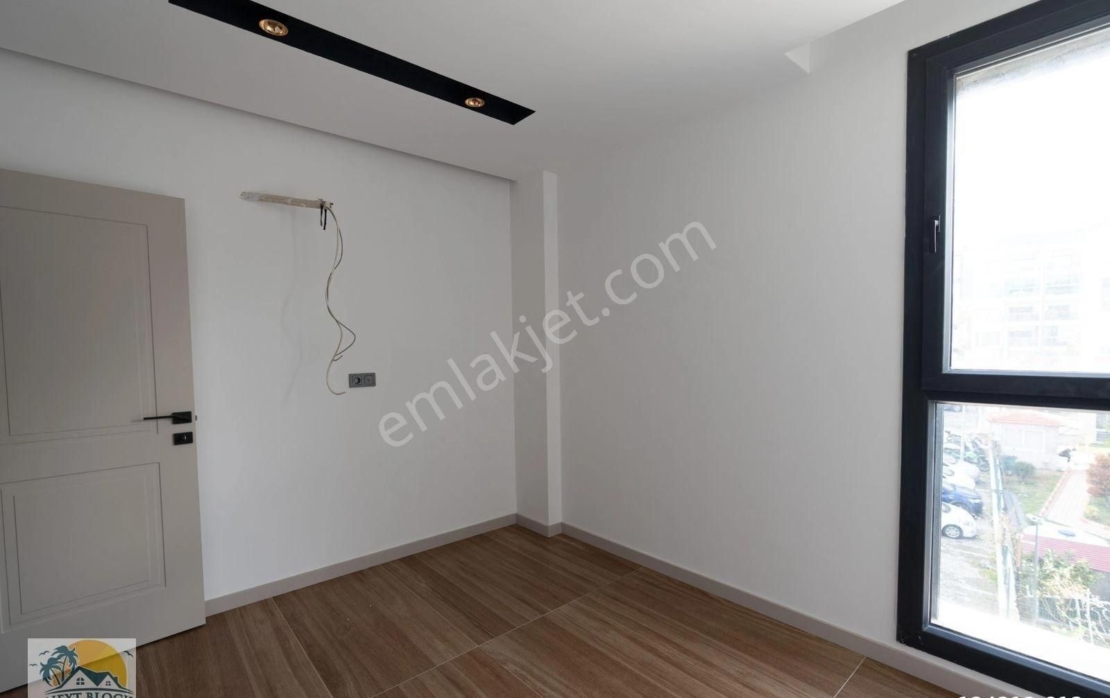 Kuşadası Değirmendere'de Full Deniz Manzaralı Geniş Teraslı Satılık 3+1 Daire - Görsel 22