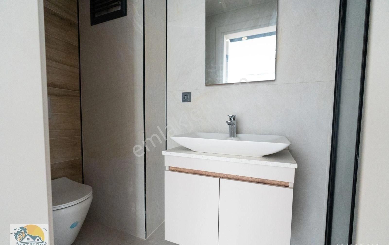 Kuşadası Değirmendere'de Full Deniz Manzaralı Geniş Teraslı Satılık 3+1 Daire - Görsel 24