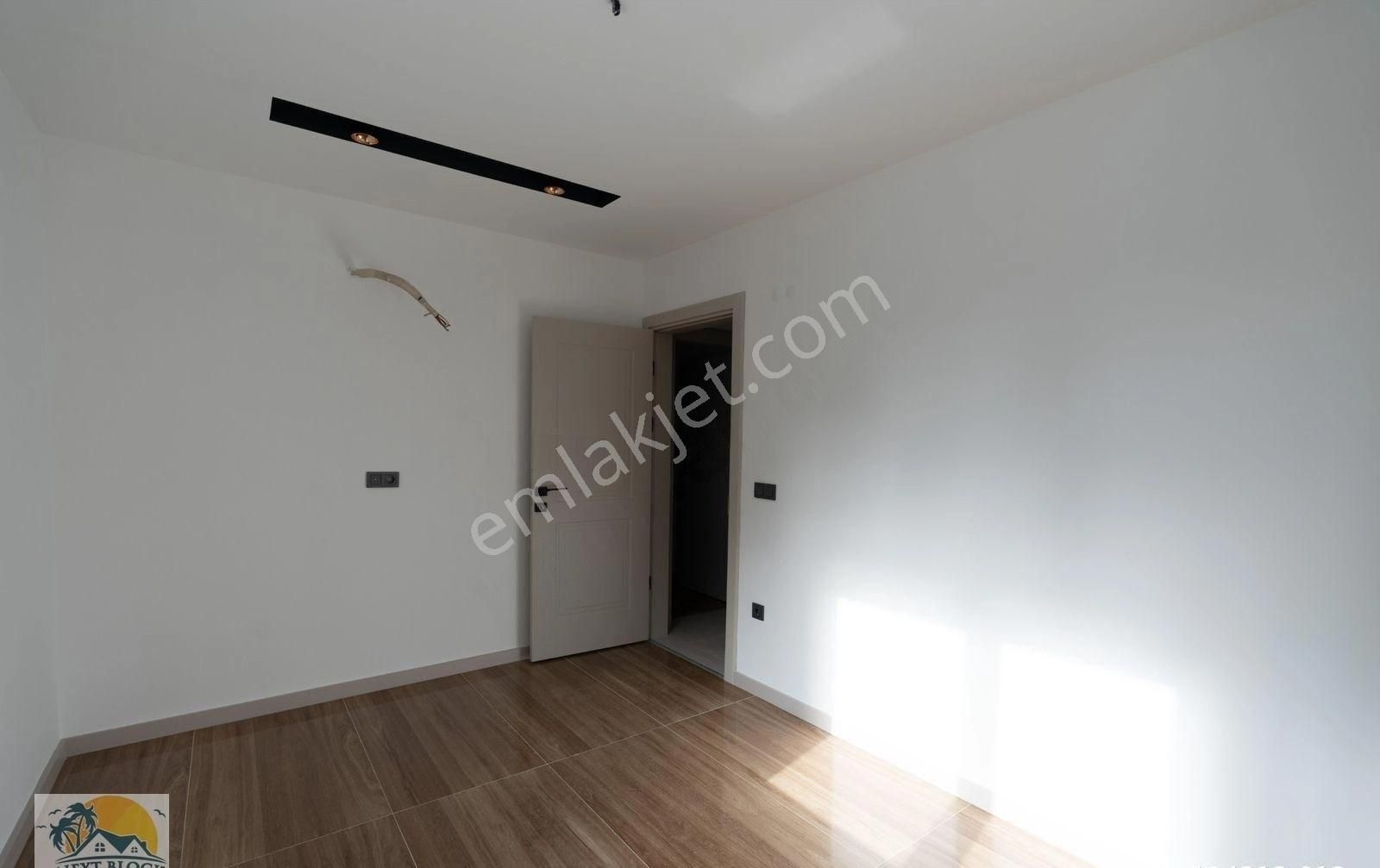 Fırsat!!! Kuşadası Değirmendere'de Full Deniz Manzaralı Satılık 3+1 Daire - Görsel 13