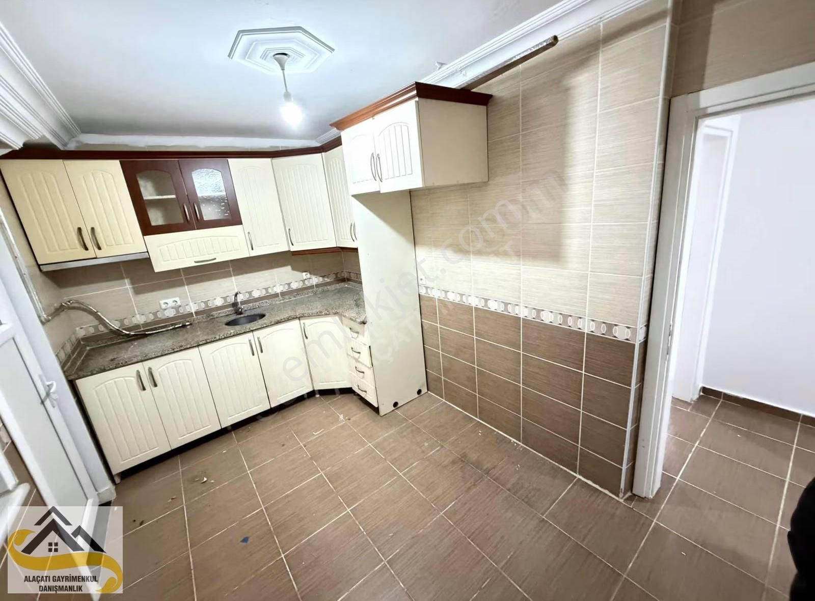 Alacatı İnş Yunusemre De 2+1 Bahce Kat Satilik Daire - Görsel 7