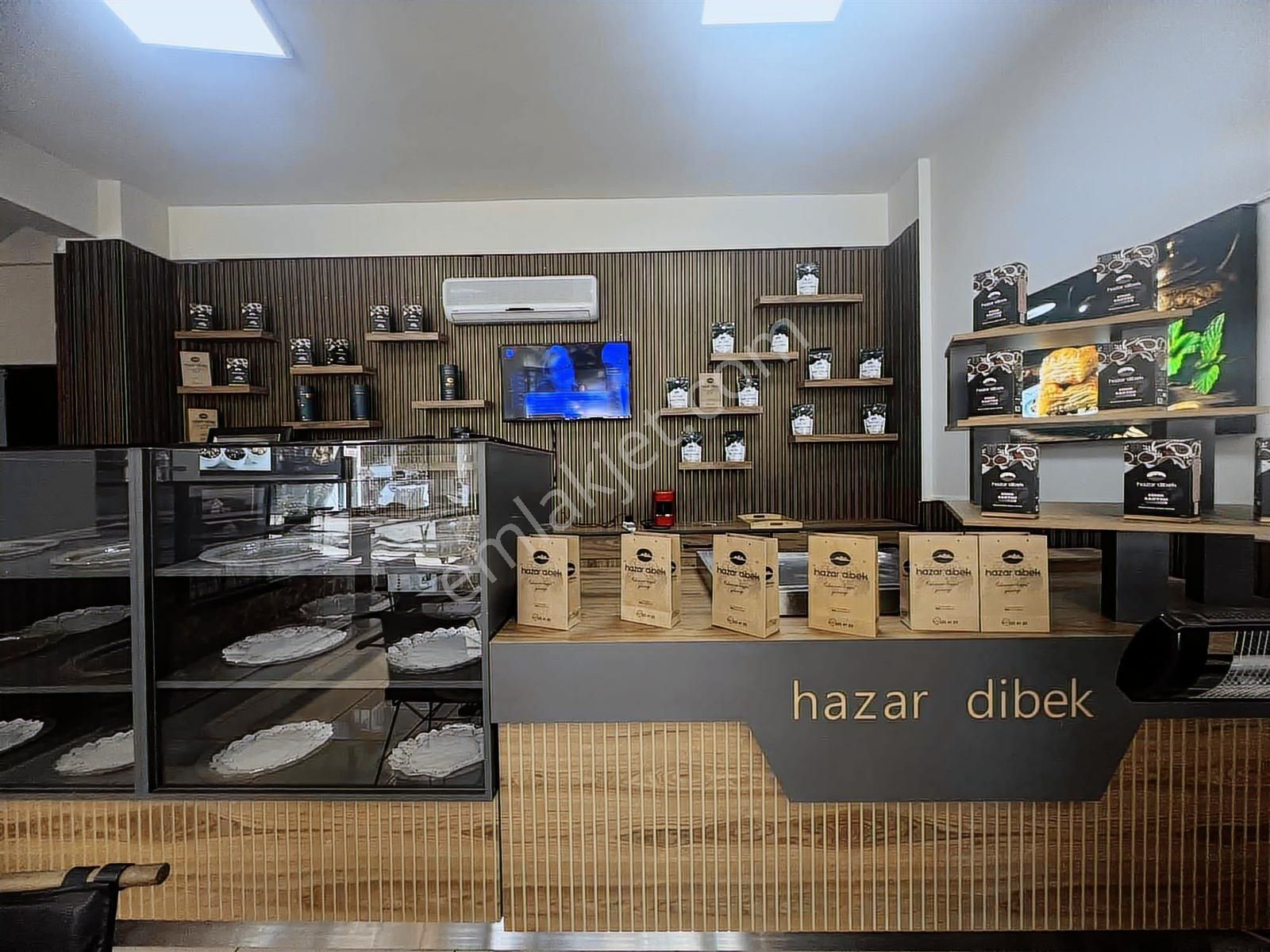 Lookhause İhsaniye Kanuni Cadde Üzeri Satılık Dükkan - Görsel 11