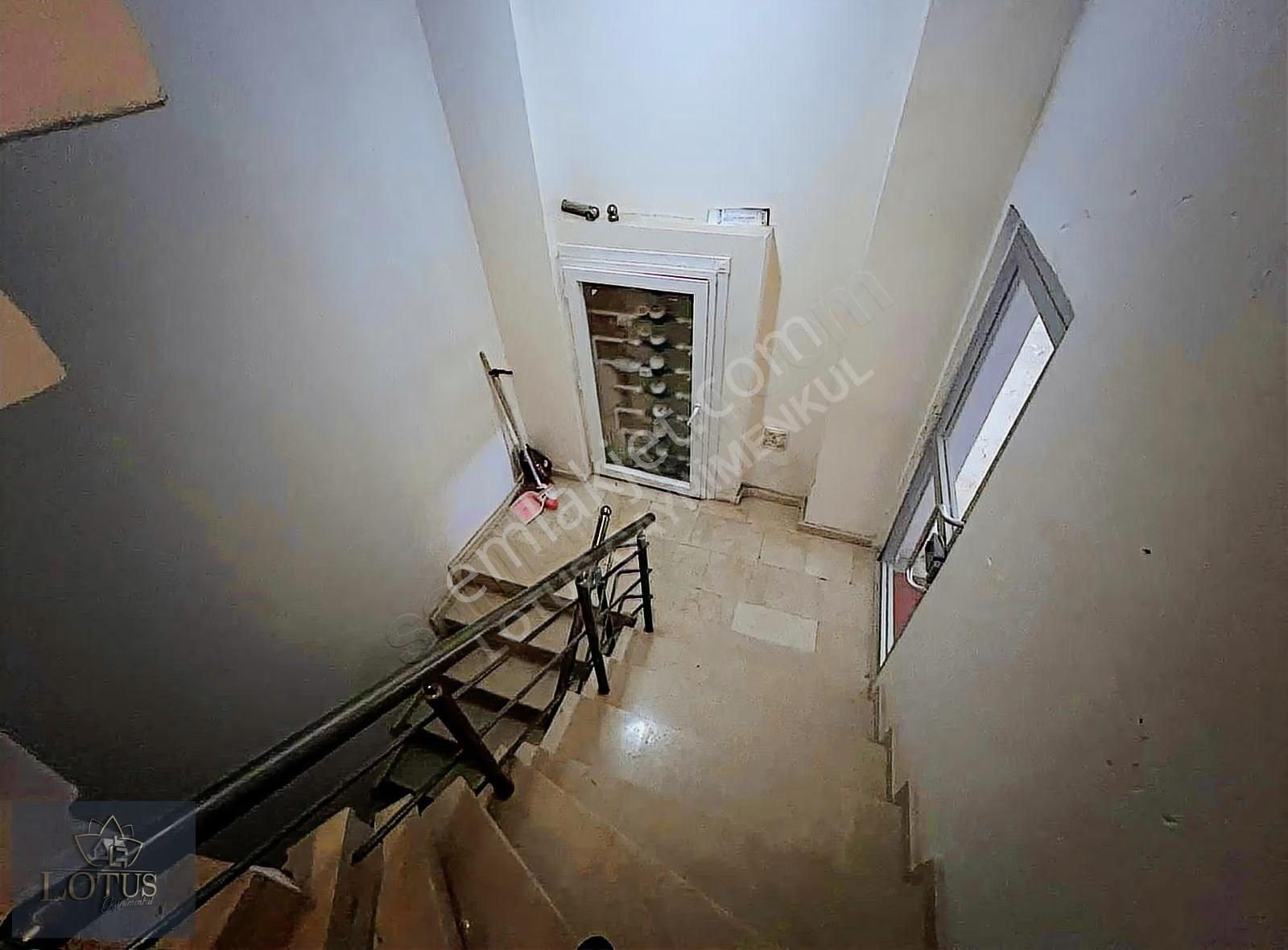 İzmit Merkezde Deniz Manzaralı Satılık 2+1 Dubleks 140m2 Daire - Görsel 35