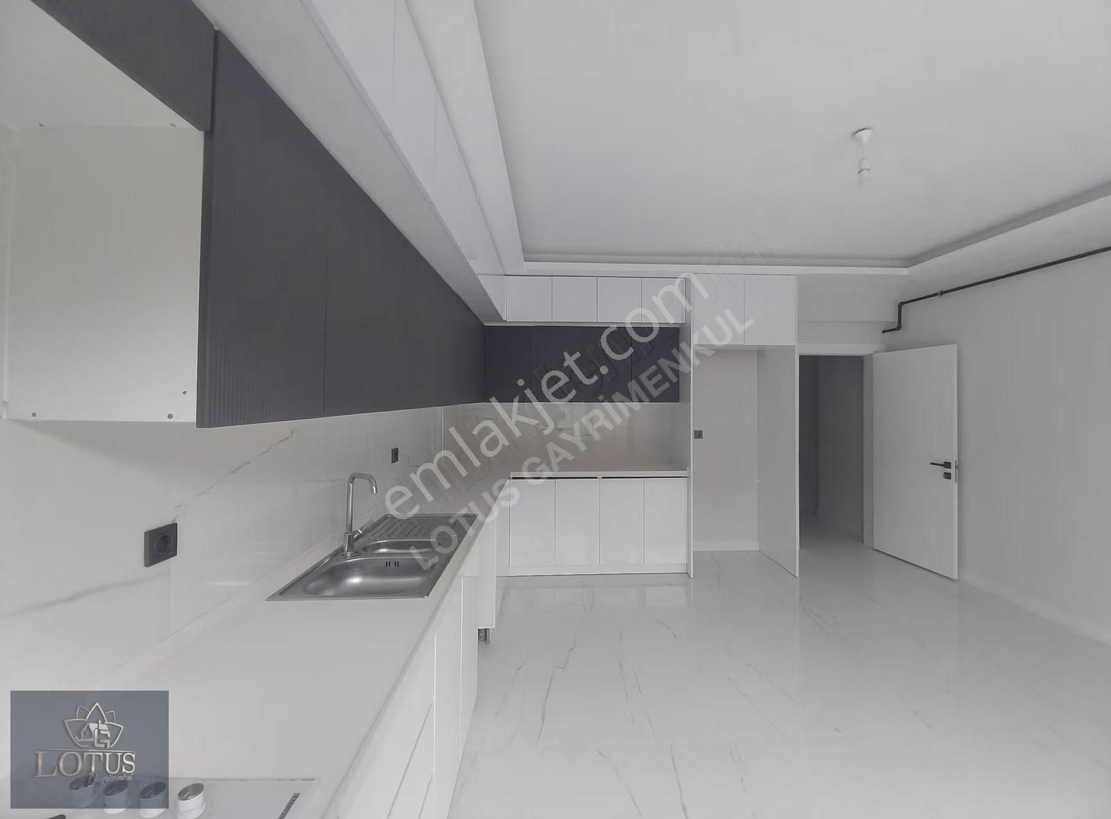 Yuvacık Fatih Mahallesi 3+1 180 M² Satılık Bahçe Dubleksi - Görsel 2