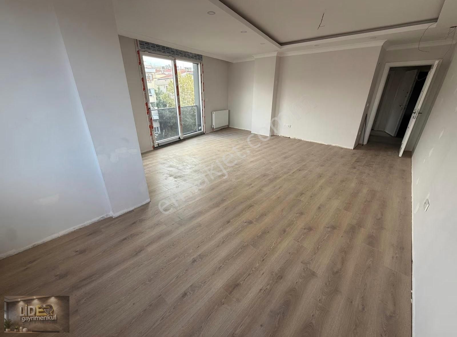 Liderden Bostancı Sahilde Sıfır 235m2 4+2 Manzaralı 5.kat Dublex - Görsel 2