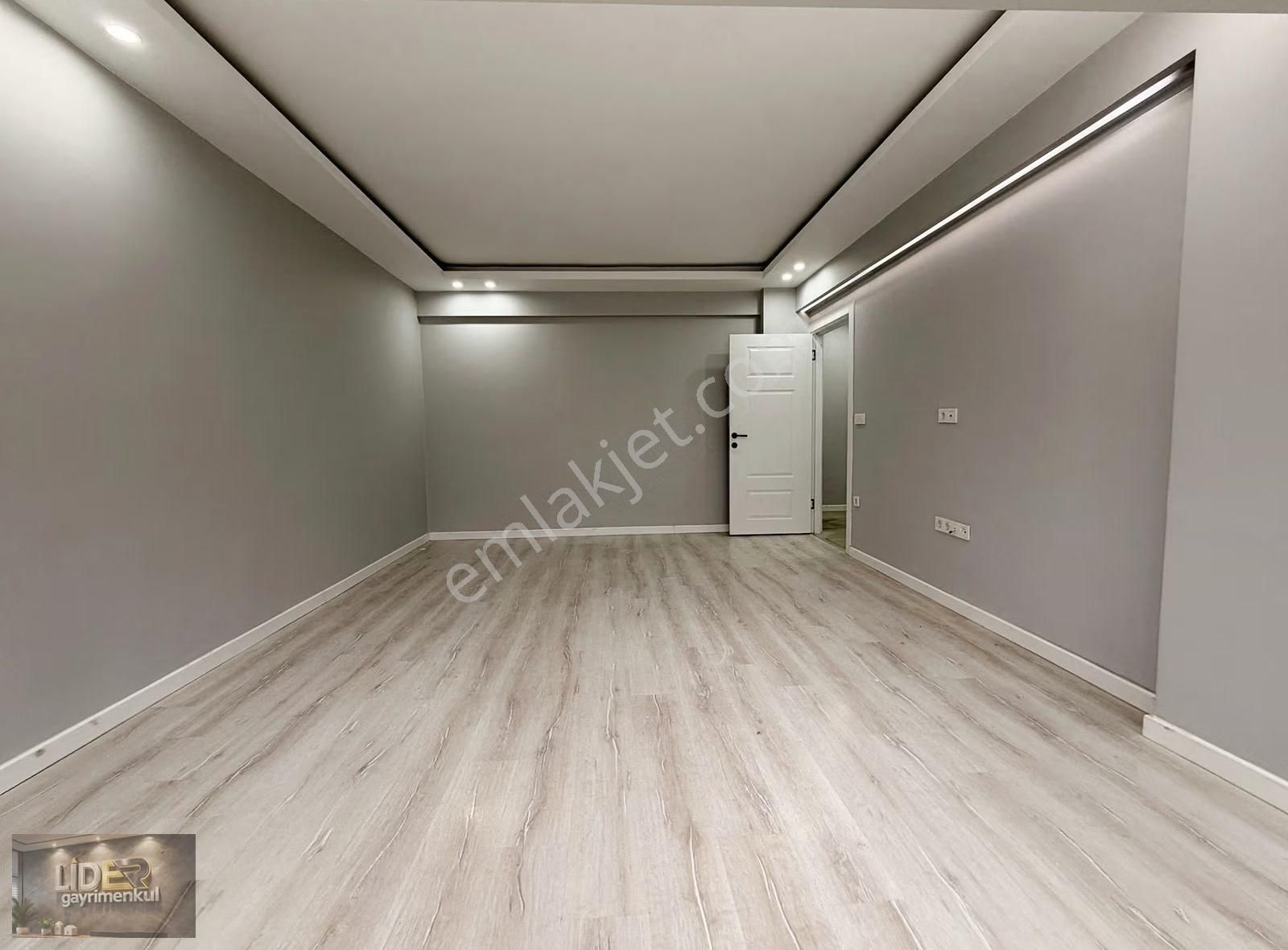 Lider'den Sahilde Minibüse 5. Bina, Balkonlu Lüks Fırsat 2+1