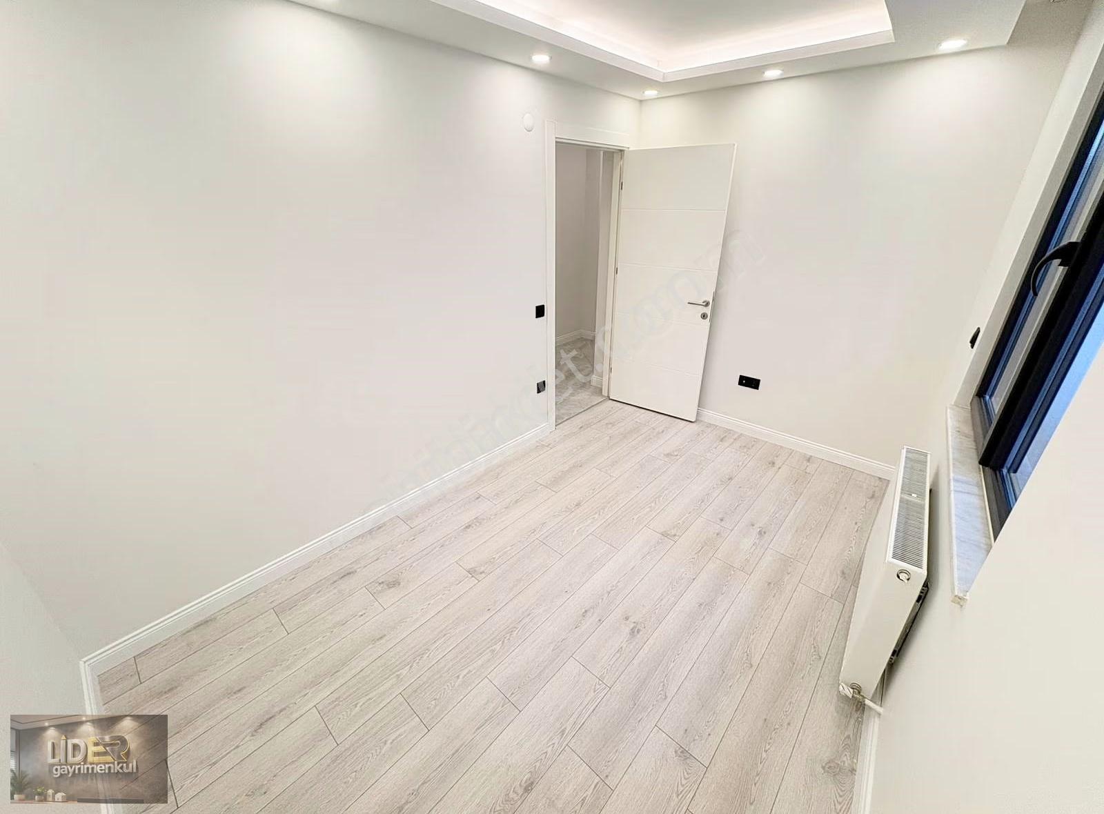Liderden İdealtepe Sahili'nde Ferah Bahçe Teraslı 115m² Lüks 3+1 - Görsel 3