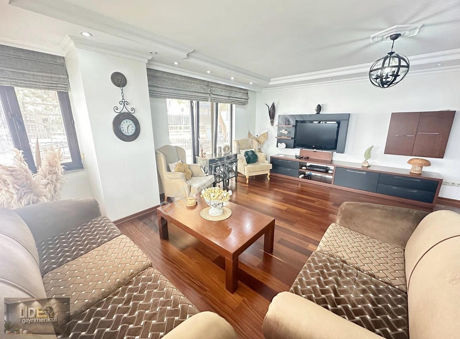 Lider'den İdealtepe'de Merkezi Lokasyonda Özel Yapım 3+1 Daire - Görsel 11