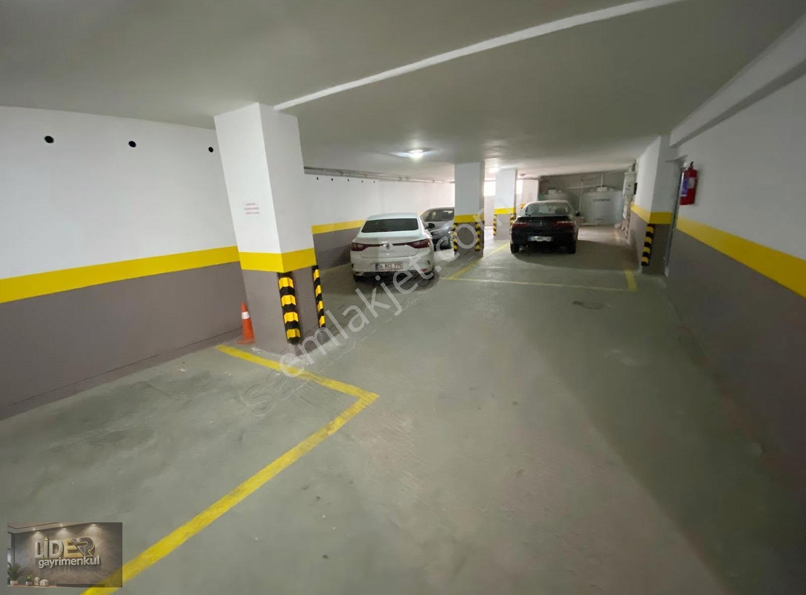 Lider'den Metroya Yakın Ayrı Mutfaklı Kapalı Otoparklı 2+1 - Görsel 11