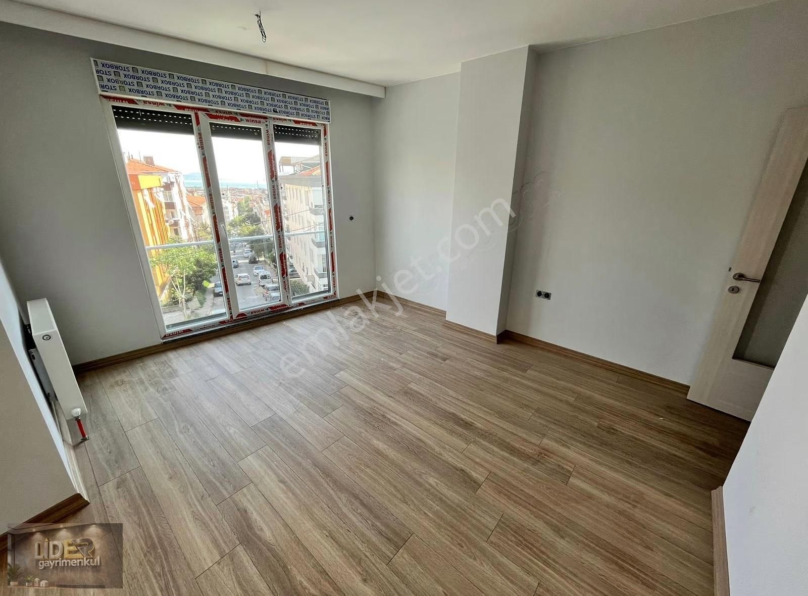 Lider'den Bostancı İdoya Yakın 3.kat Güney Cephe 3+1 - Görsel 6