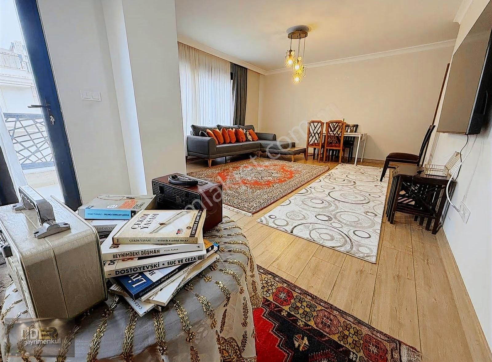 Lider'den Altıntepe'de Minibüse Yakın 3.kat Ön Cephe 115m² 3+1! - Görsel 8