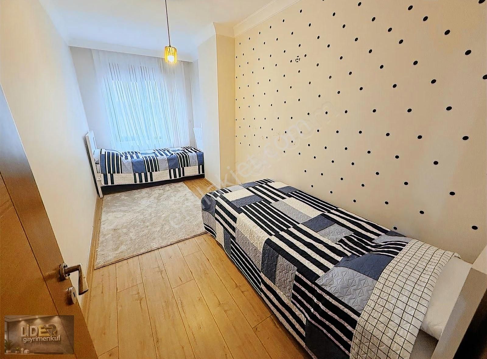 Lider'den Altıntepe'de Minibüse Yakın 3.kat Ön Cephe 115m² 3+1! - Görsel 26