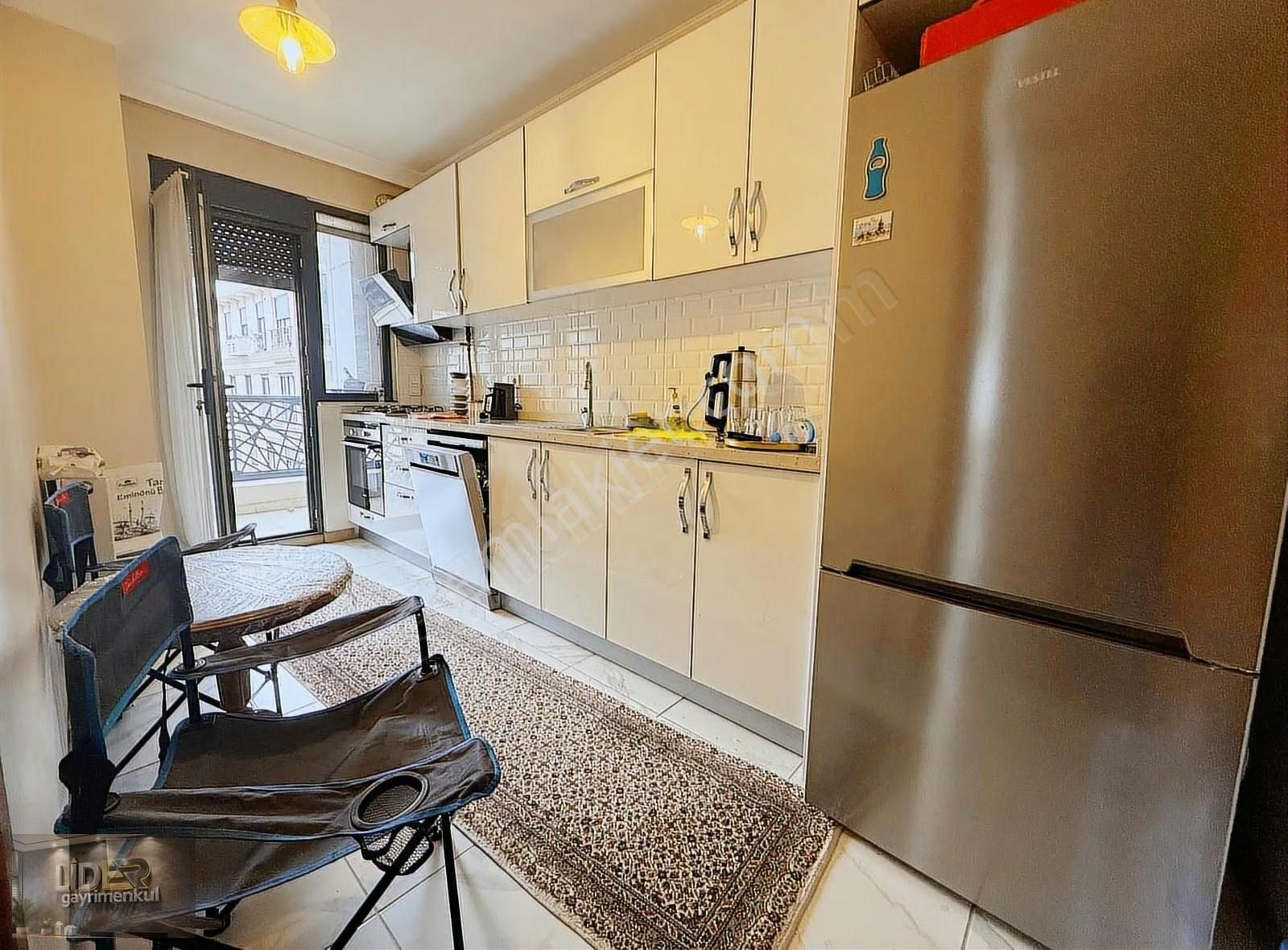 Lider'den Altıntepe'de Minibüse Yakın 3.kat Ön Cephe 115m² 3+1! - Görsel 24