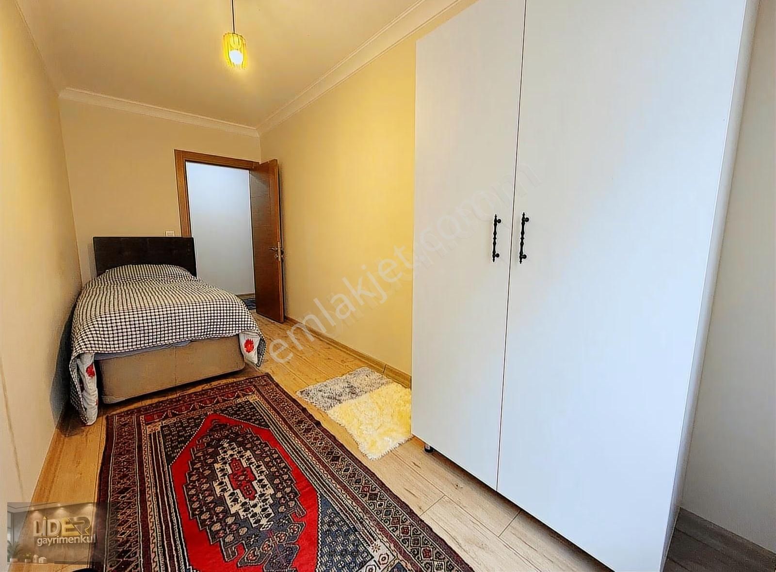 Lider'den Altıntepe'de Minibüse Yakın 3.kat Ön Cephe 115m² 3+1! - Görsel 32