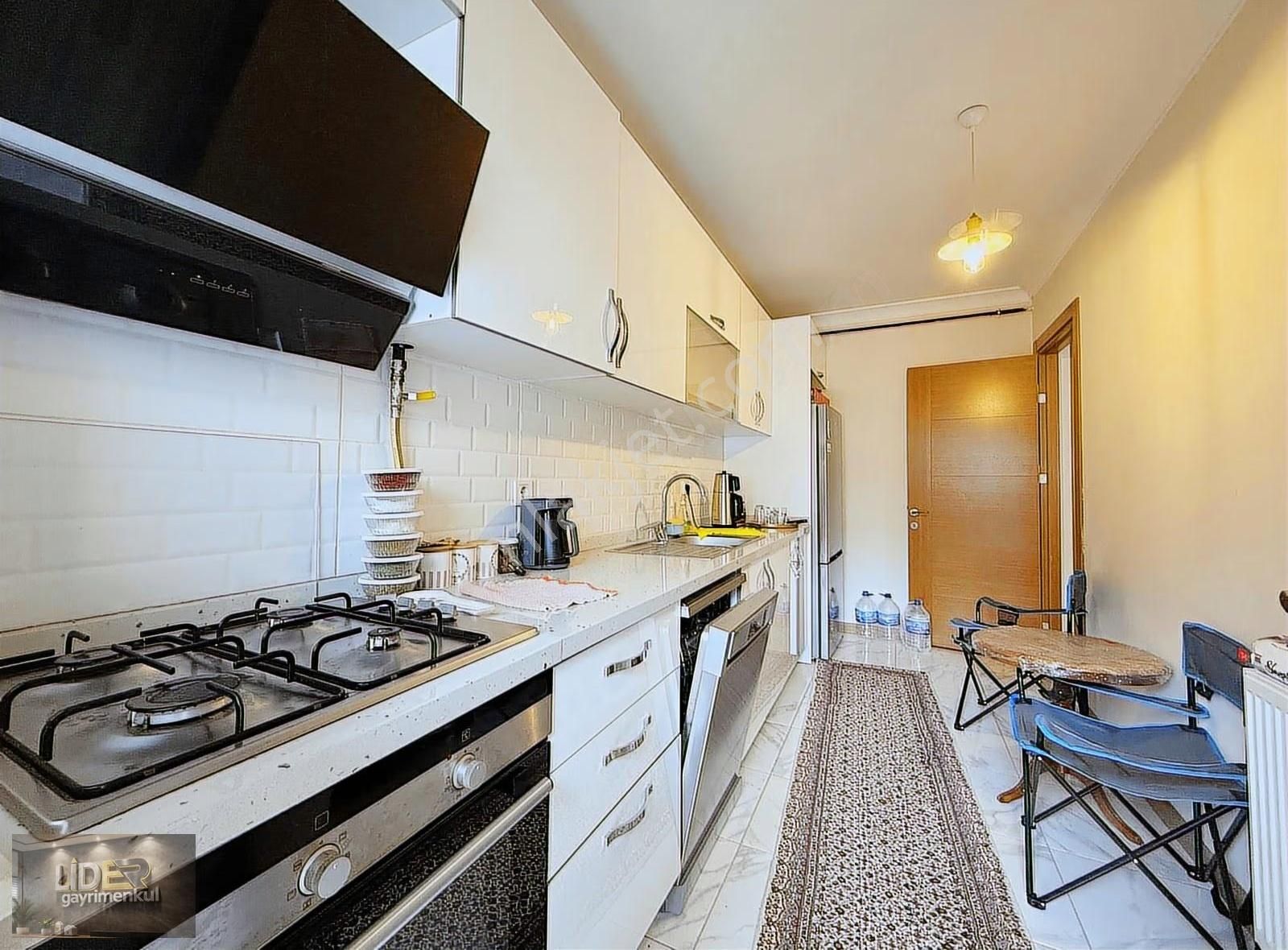 Lider'den Altıntepe'de Minibüse Yakın 3.kat Ön Cephe 115m² 3+1! - Görsel 5