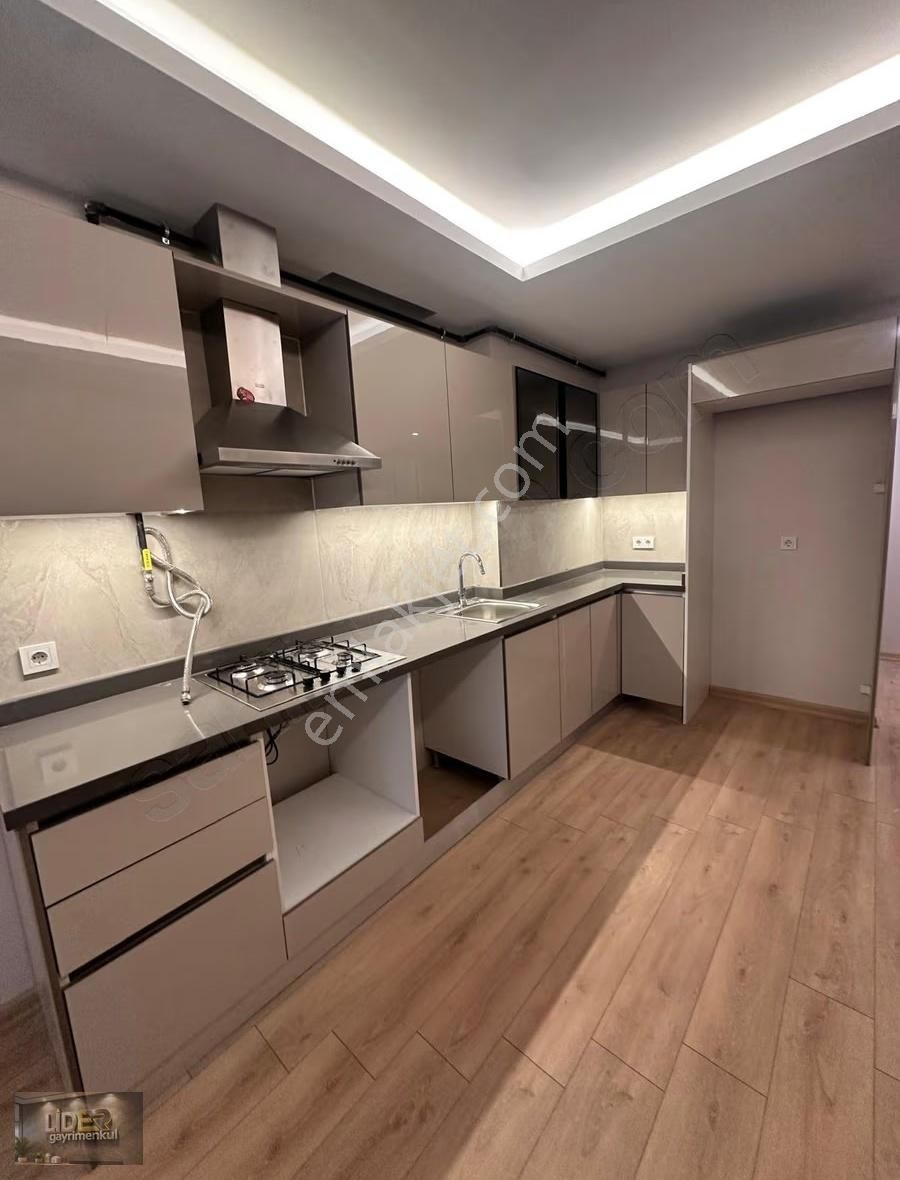 Lider'den Küçükyalı Metroya Yakın,sıfır Binada,açık Mutfaklı 2+1 - Görsel 13