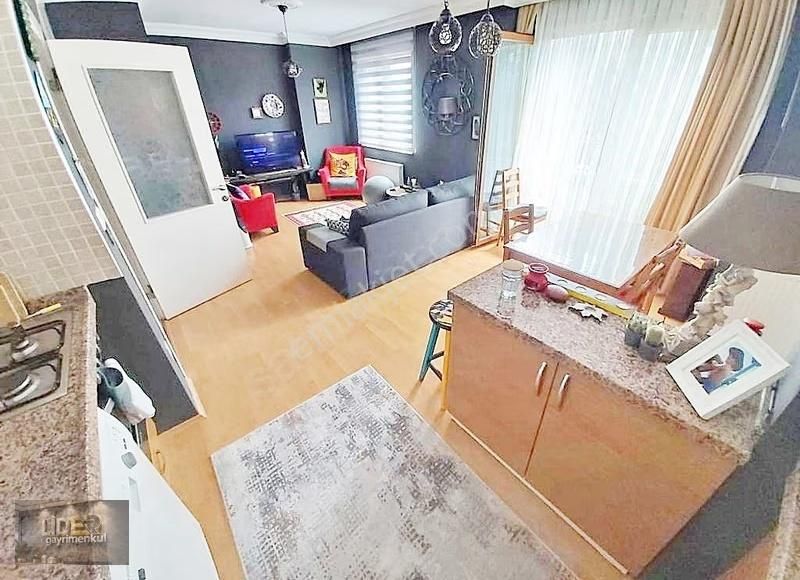 Lider'den Bağlarbaşı'nda Ferah Kullanımlı Lüks 2+1 - Görsel 12