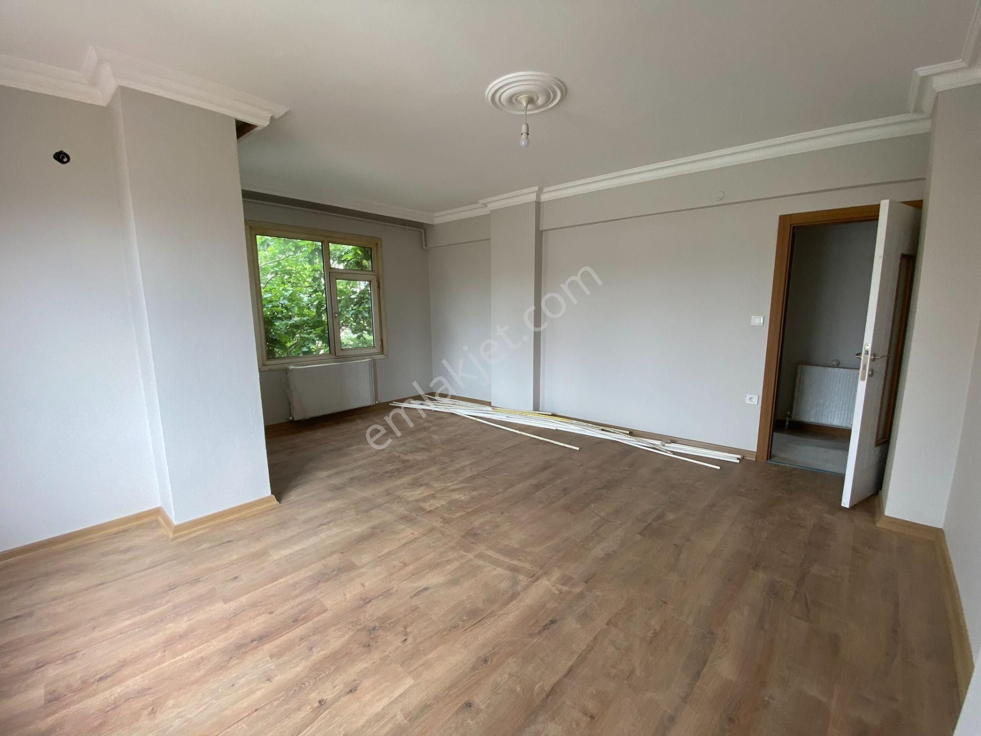 Kuşçular Sokak Tadilatlı Daire 3+1 / 40.000 Tl - Görsel 4