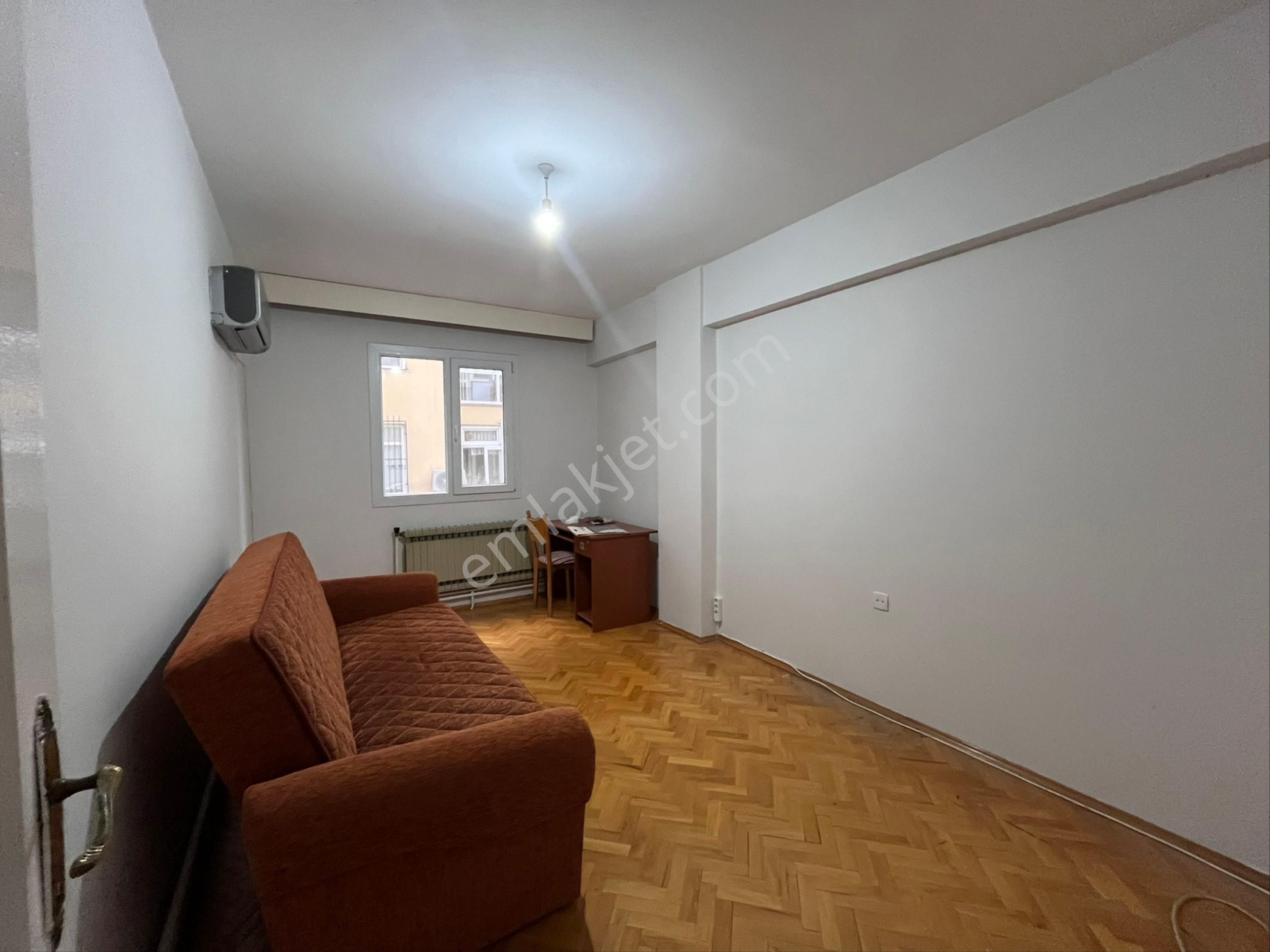 Bostanlı'da Kiralık Ferah Daıre | Sahıle Yürüme Mesafesınde - Görsel 23