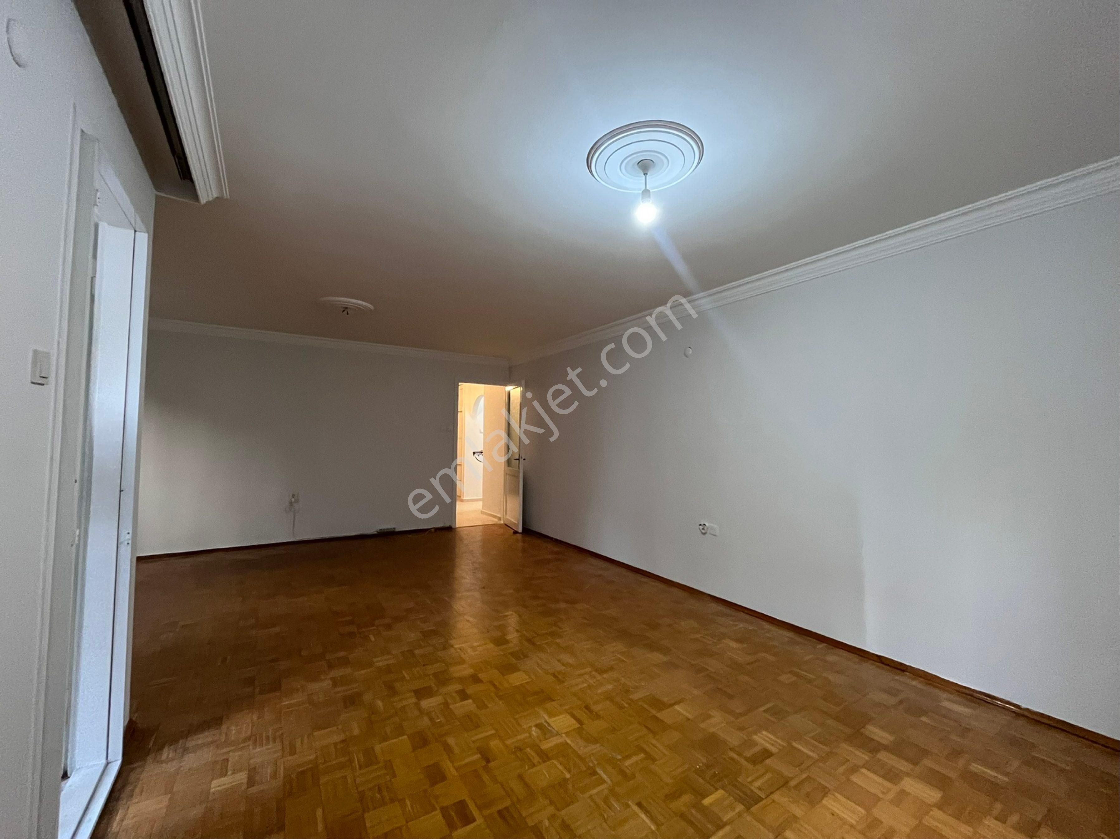 Bostanlı'da Kiralık Ferah Daıre | Sahıle Yürüme Mesafesınde - Görsel 12