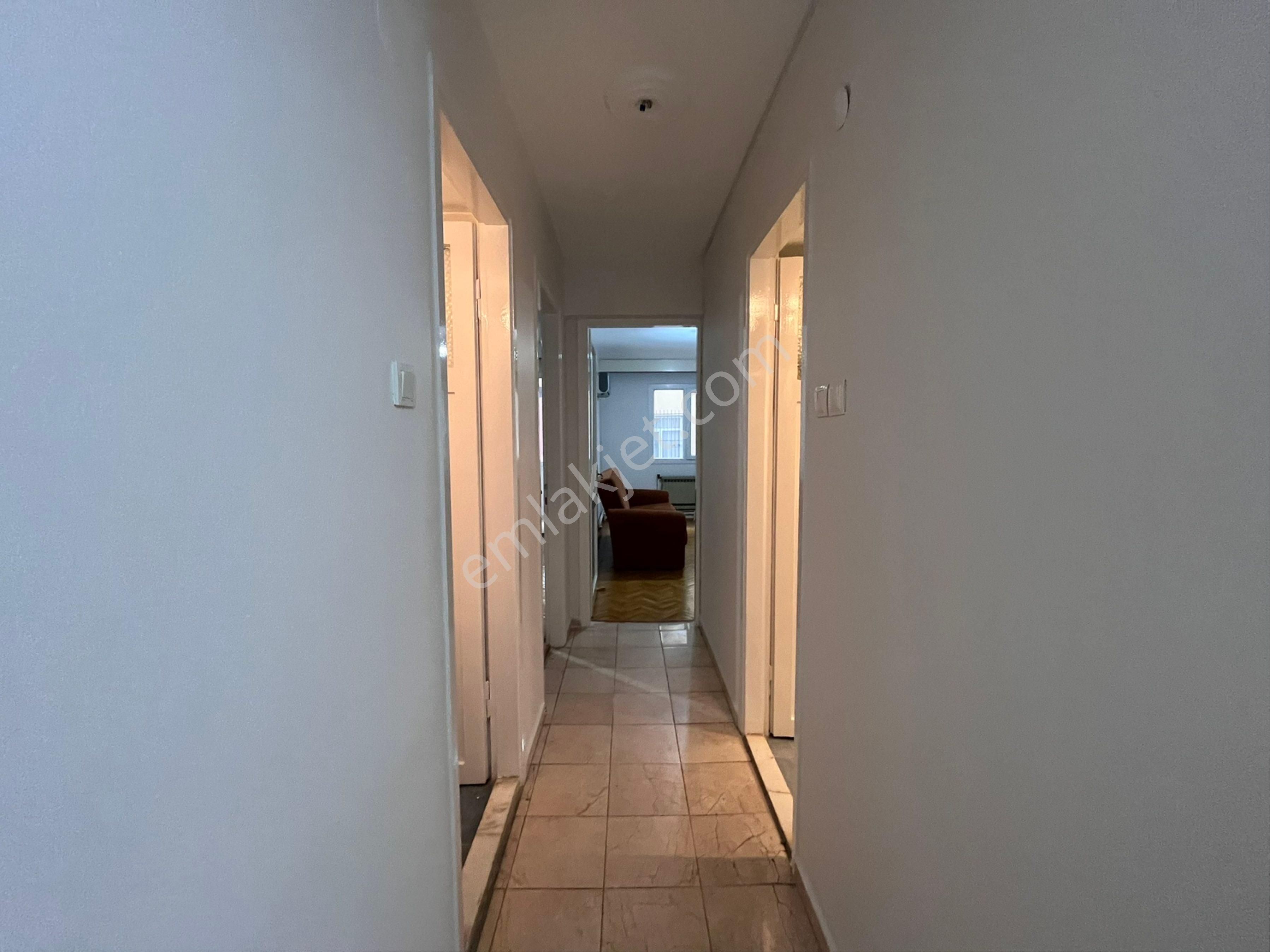 Bostanlı'da Kiralık Ferah Daıre | Sahıle Yürüme Mesafesınde - Görsel 18