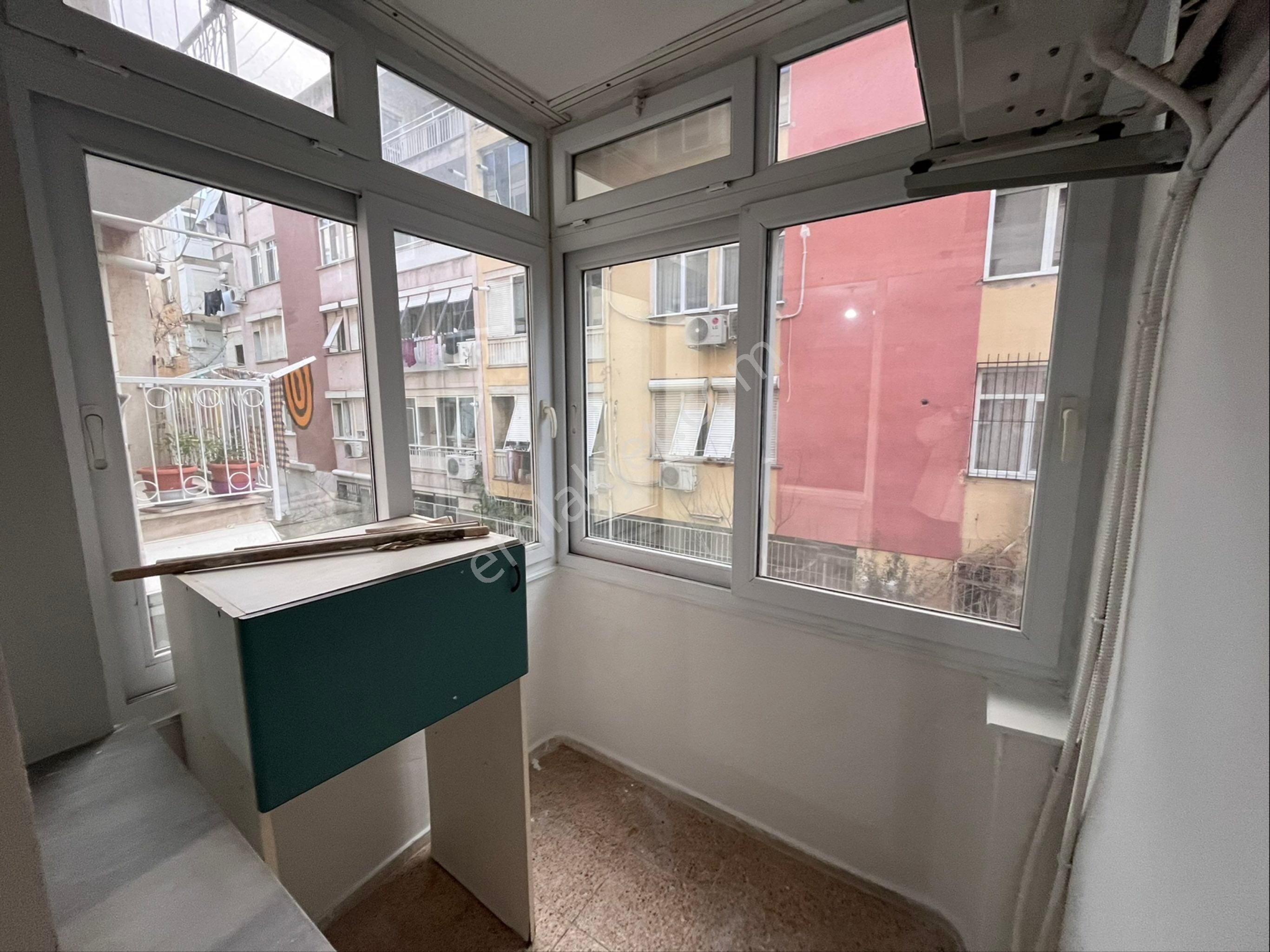 Bostanlı'da Kiralık Ferah Daıre | Sahıle Yürüme Mesafesınde - Görsel 30