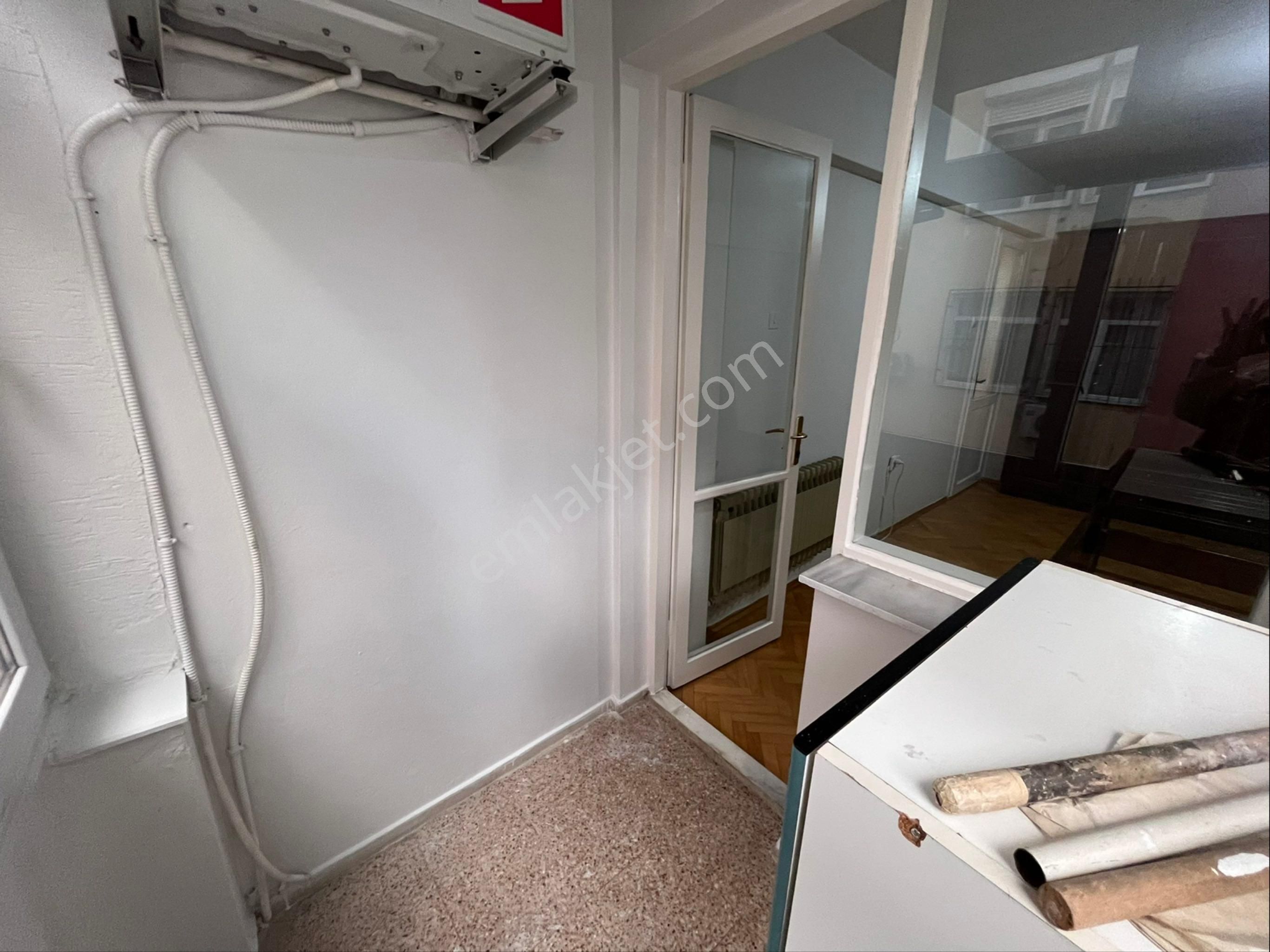 Bostanlı'da Kiralık Ferah Daıre | Sahıle Yürüme Mesafesınde - Görsel 32