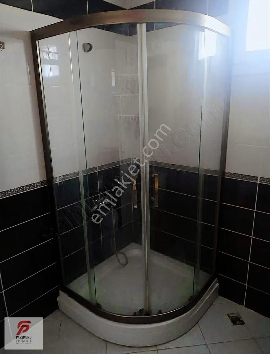 Osmangazi Mah. Havuzlu Sitede Satılık 1+1 Daire - Görsel 4