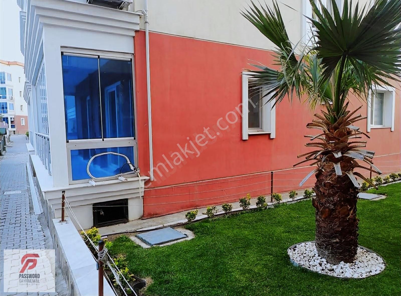 Osmangazi Mah. Havuzlu Sitede Satılık 1+1 Daire - Görsel 10