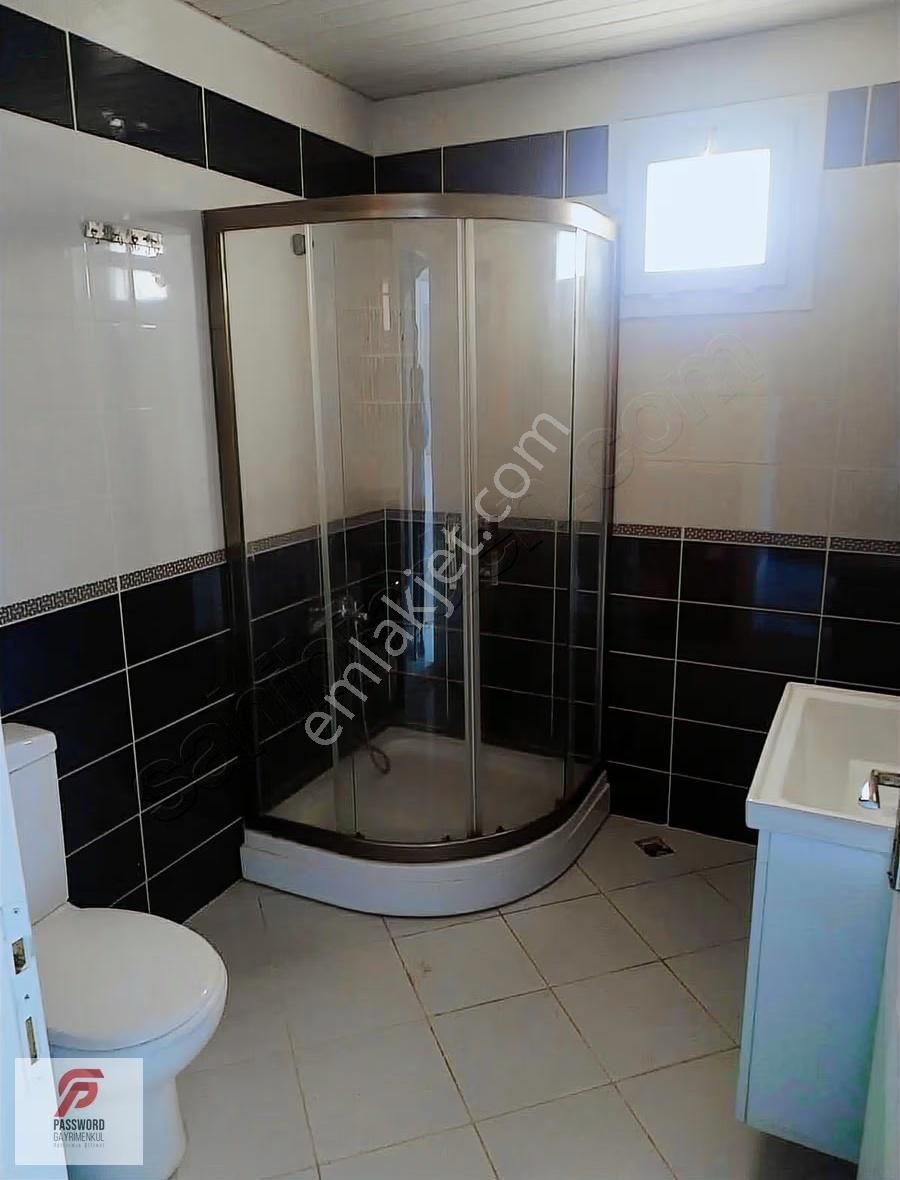 Osmangazi Mah. Havuzlu Sitede Satılık 1+1 Daire - Görsel 6