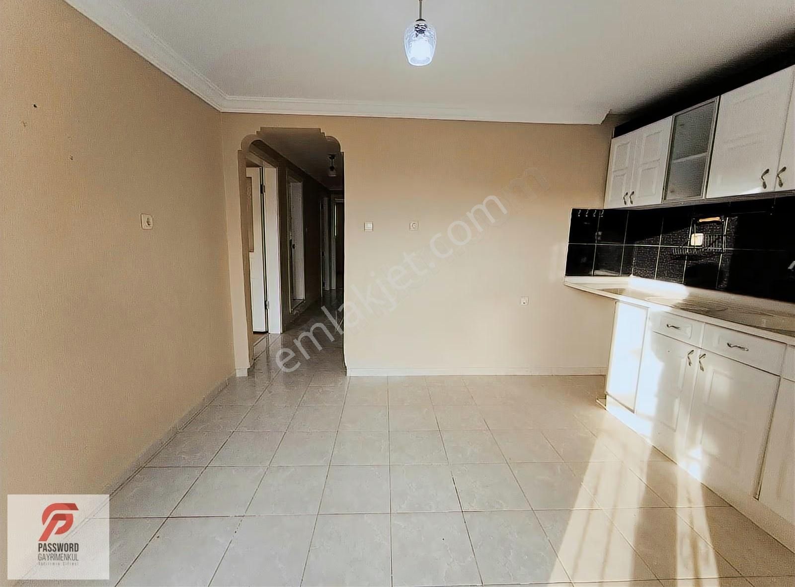 İzmir Karabağlar Bahar Mh. 3+1 Kapalı Mutfak Kiralık Daire - Görsel 2