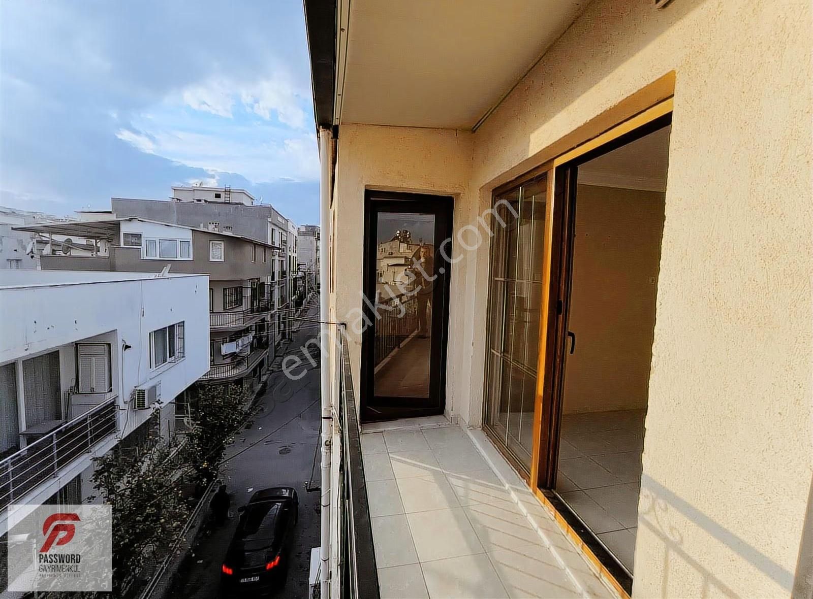 İzmir Karabağlar Bahar Mh. 3+1 Kapalı Mutfak Kiralık Daire - Görsel 6